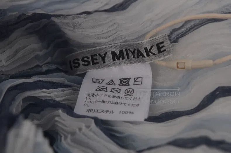 Issey Miyake Issey Miyake Gray Top Size L / US 10 / IT 46 - 5 Thumbnail