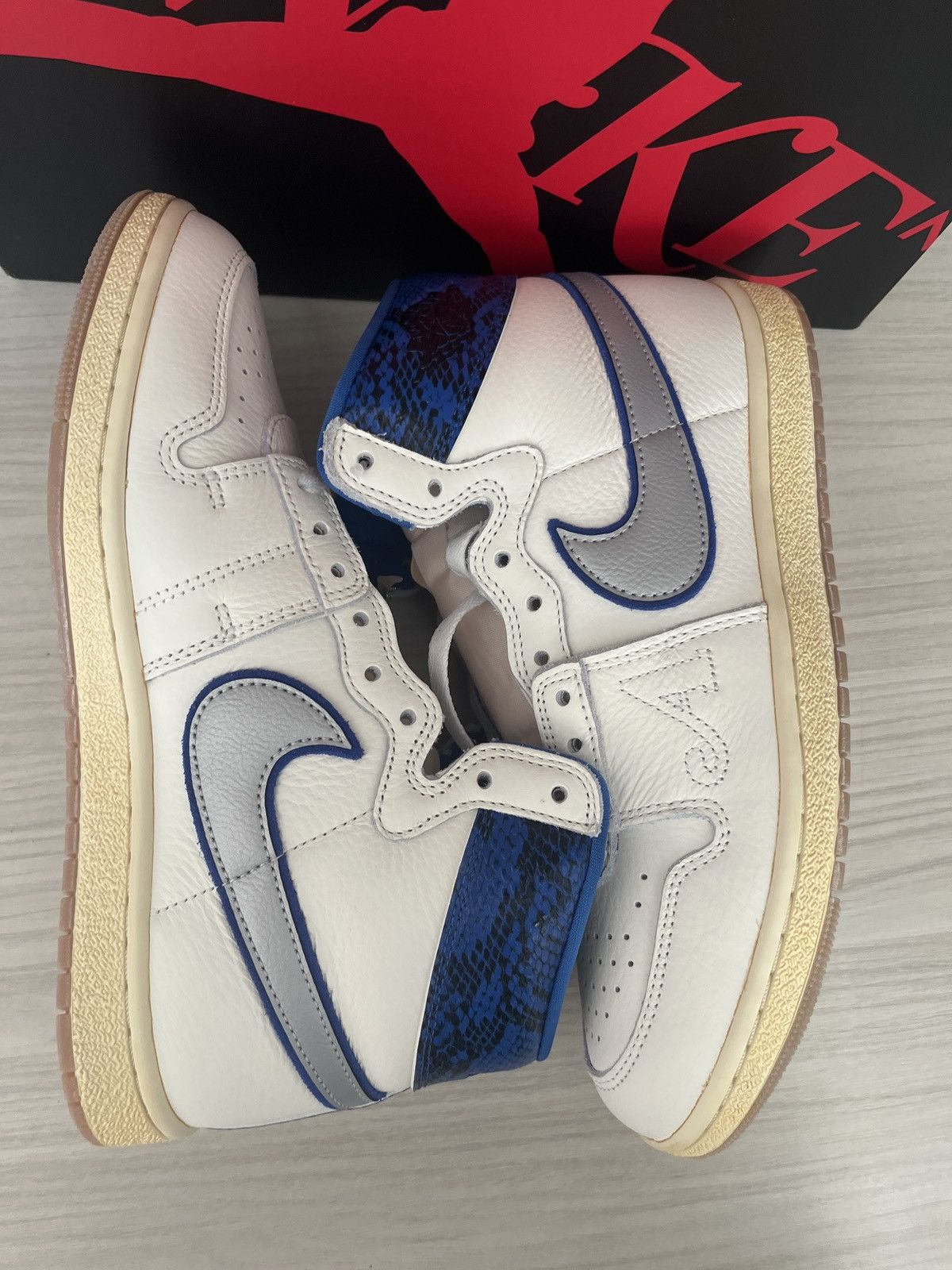 Jordan Brand Jordan Air Ship Pe SP Size US 10 / EU 43 - 3 Thumbnail