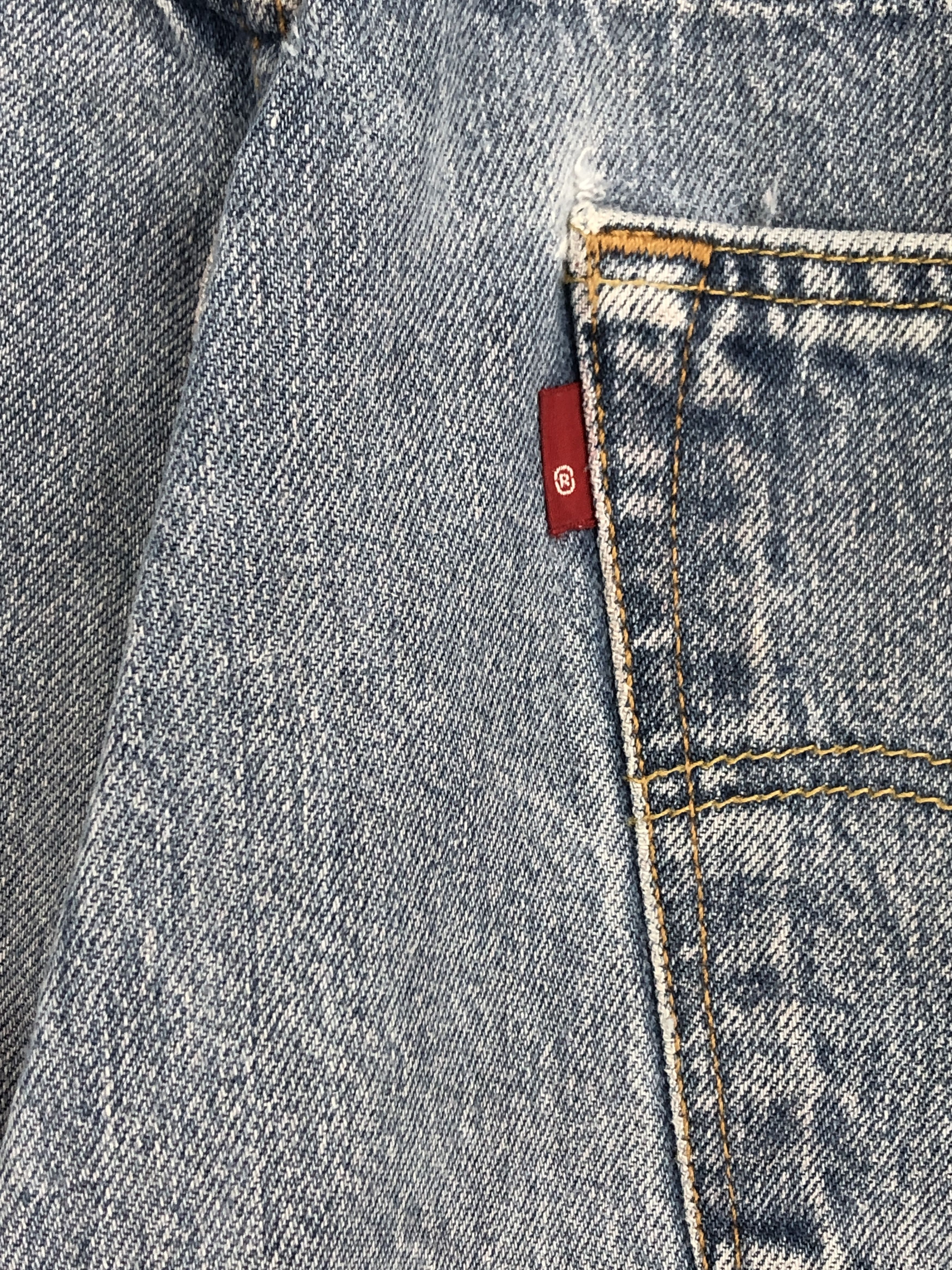 Levi's Vintage Levi's 501 Button Fly Jeans DP2310 Size US 37 - 6 Thumbnail