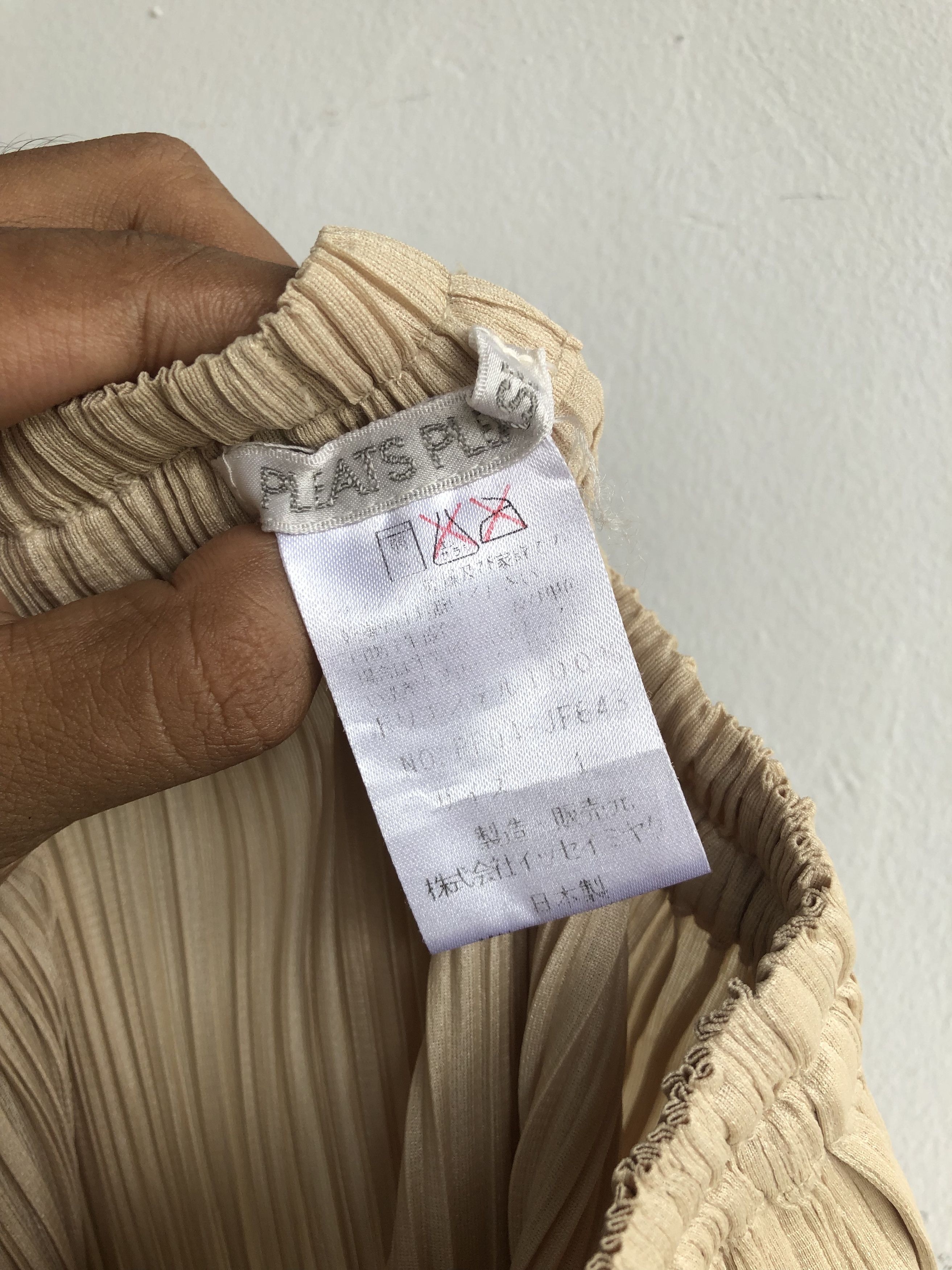Pleats Please Issey Miyake Issey Miyake pleats please pants Size US 30 / EU 46 - 3 Thumbnail