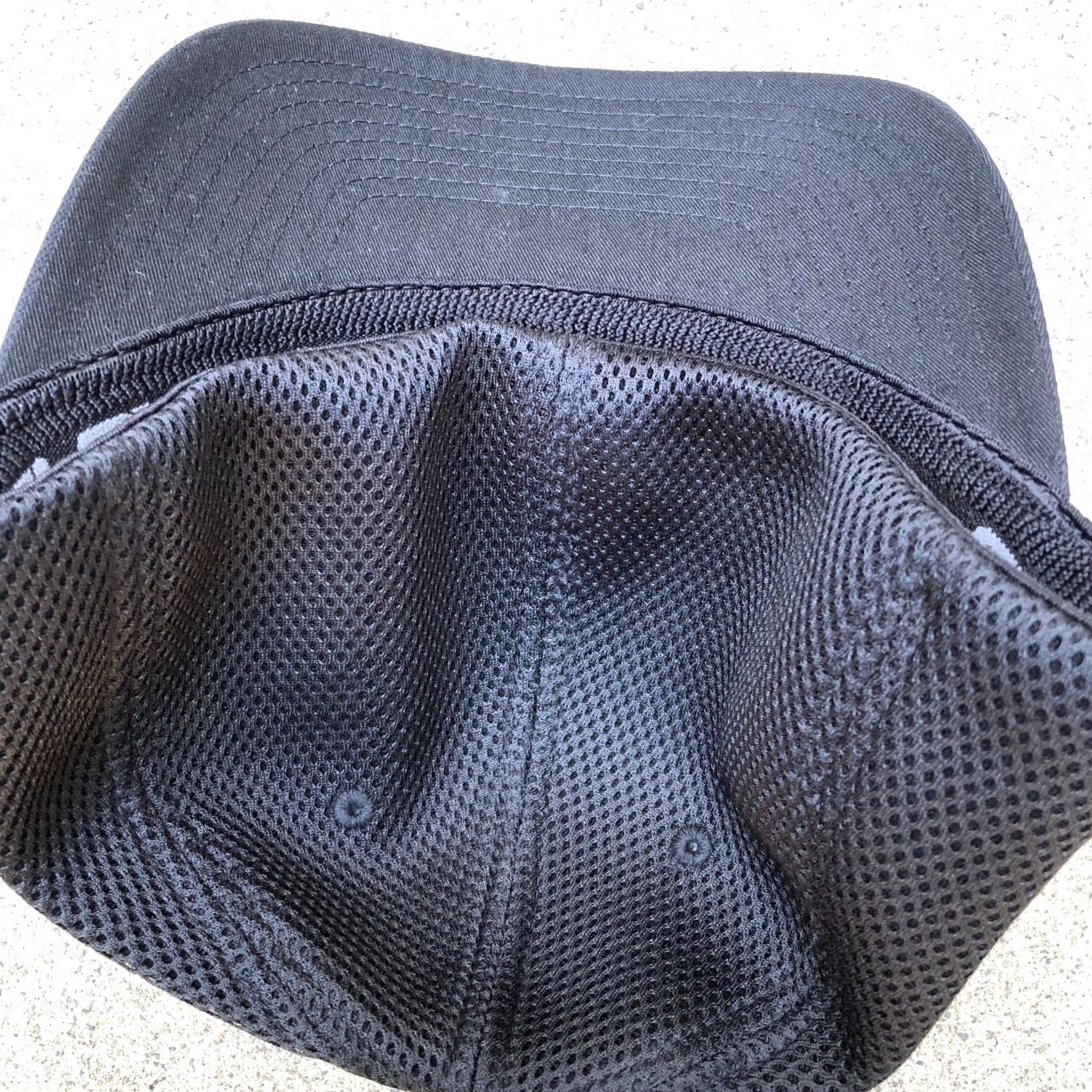 Vintage LEVELWEAR Fitted Hat Men's L/XL FlexFit Black Baseball Cap Size ONE SIZE - 3 Thumbnail
