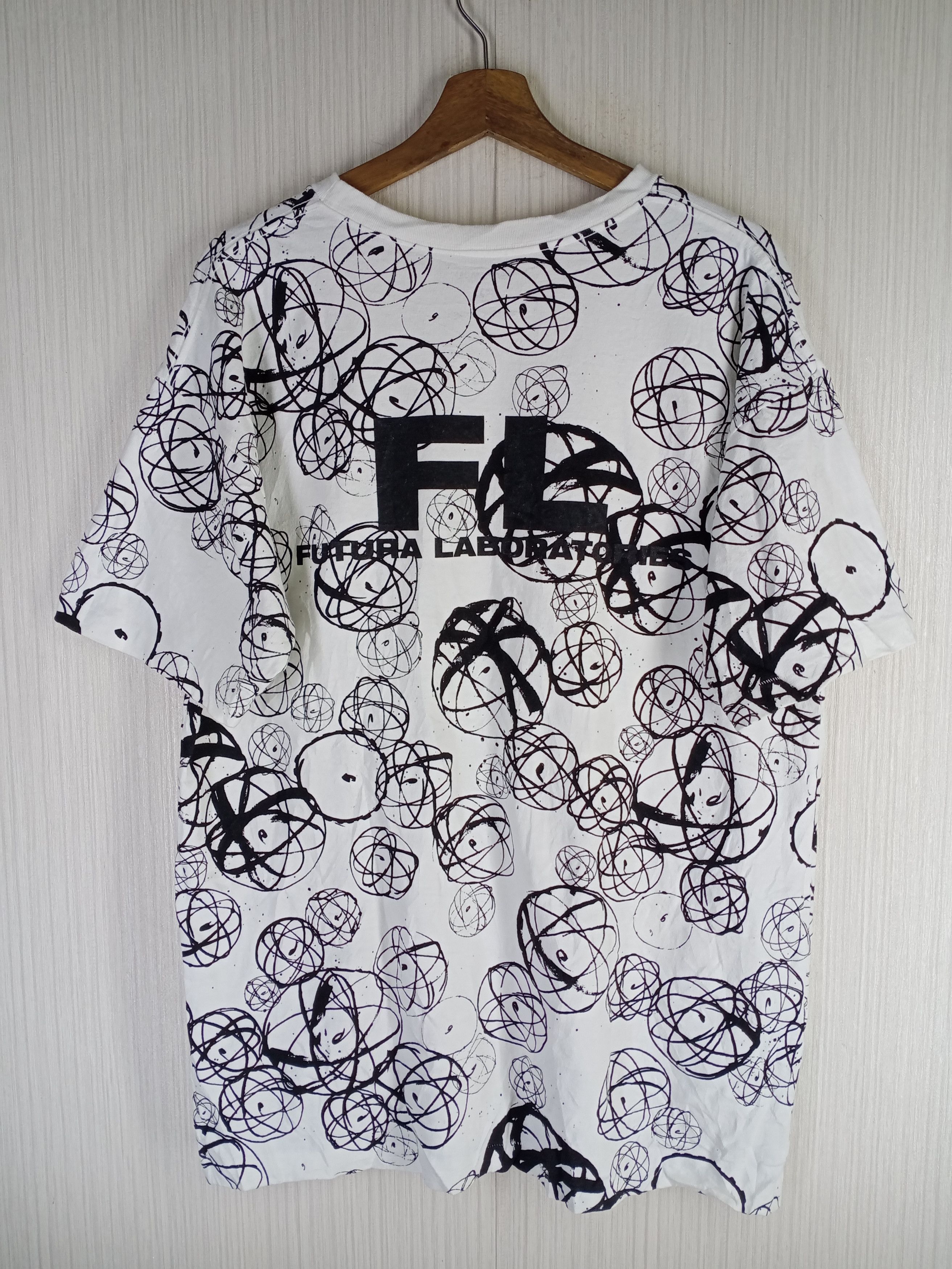 Futura Collaboration Futura Labs X READYMADE X Transfers Tshirt Size US L / EU 52-54 / 3 - 1 Thumbnail