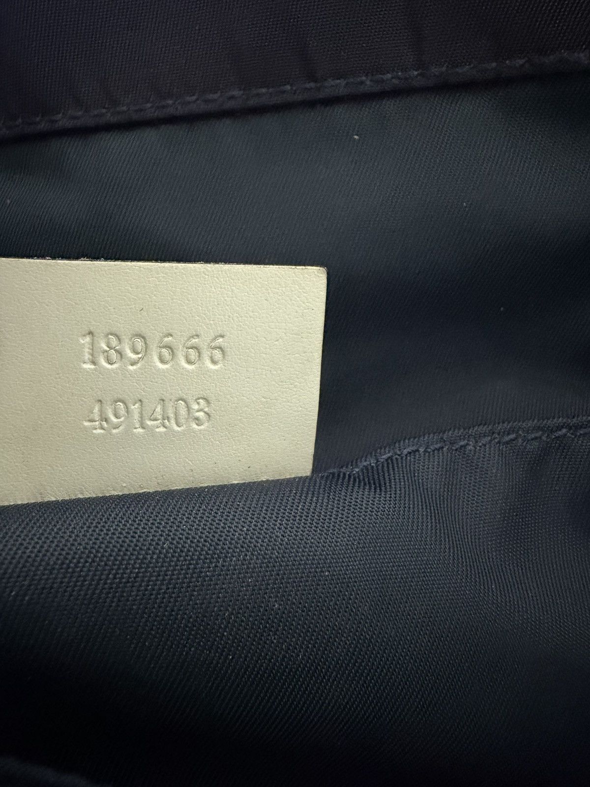 Gucci Gucci Vintage Nylon Messenger Bag Navy & Cream Size ONE SIZE - 8 Thumbnail