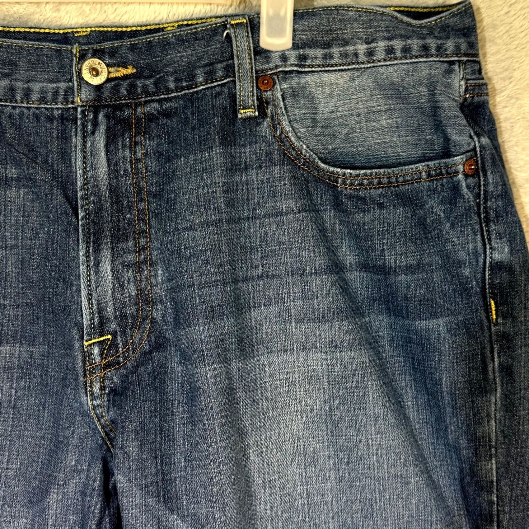 Lucky Brand VINTAGE Lucky Brand 361 Straight Leg Jeans Men 38 Blue Denim 5-Pocket Zip Fly 28 Inseam Mens Jeans Size US 38 / EU 54 - 4 Thumbnail