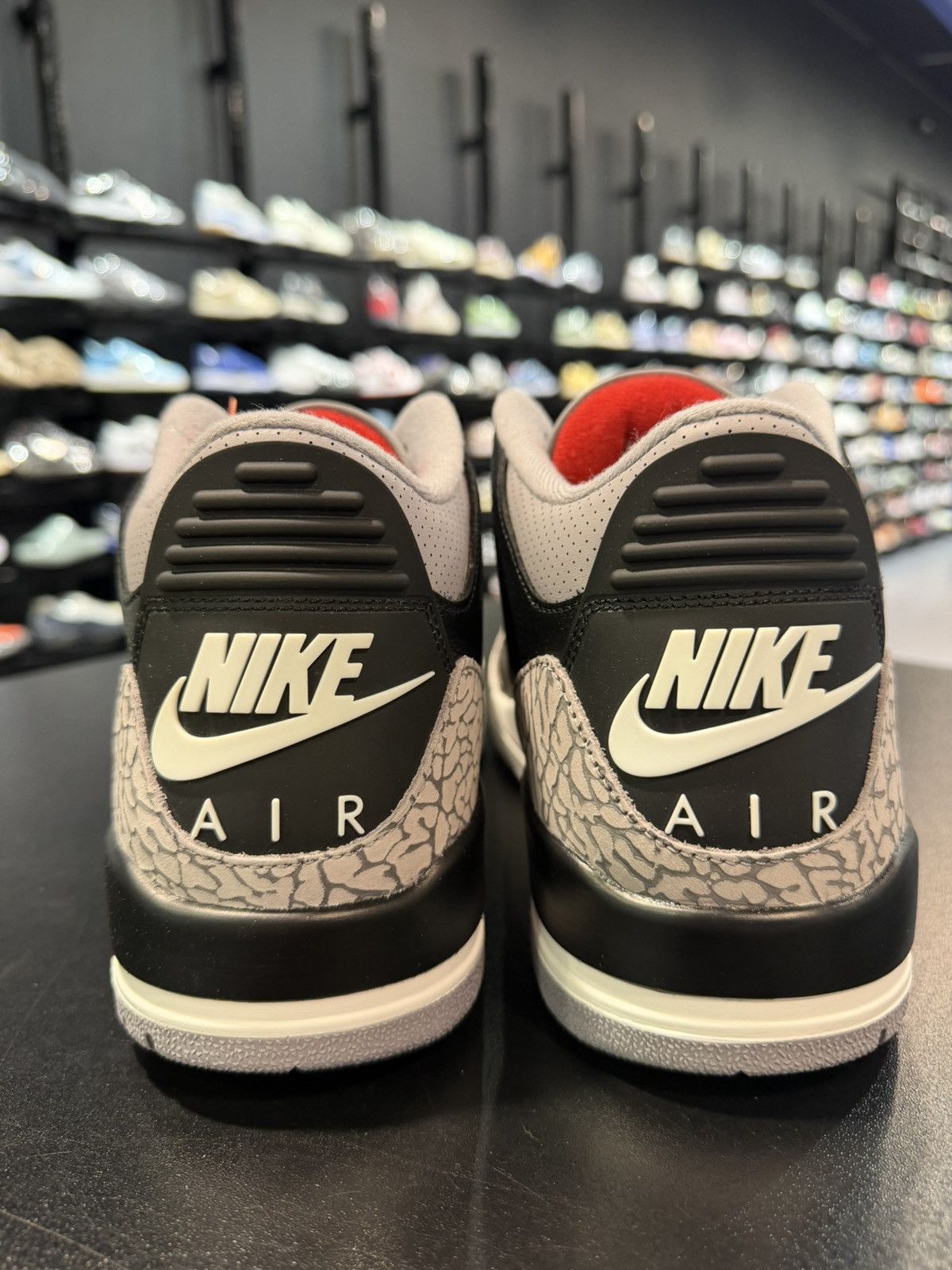 Jordan Brand Size 13 - Jordan 3 Retro Black Cement (2025) Size US 13 / EU 46 - 4 Thumbnail