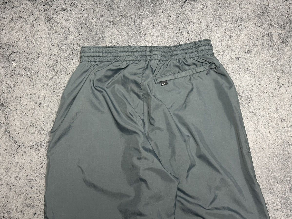 Nike Vintage Nike Track Pants Stripe Y2K Size US 32 / EU 48 - 10 Thumbnail