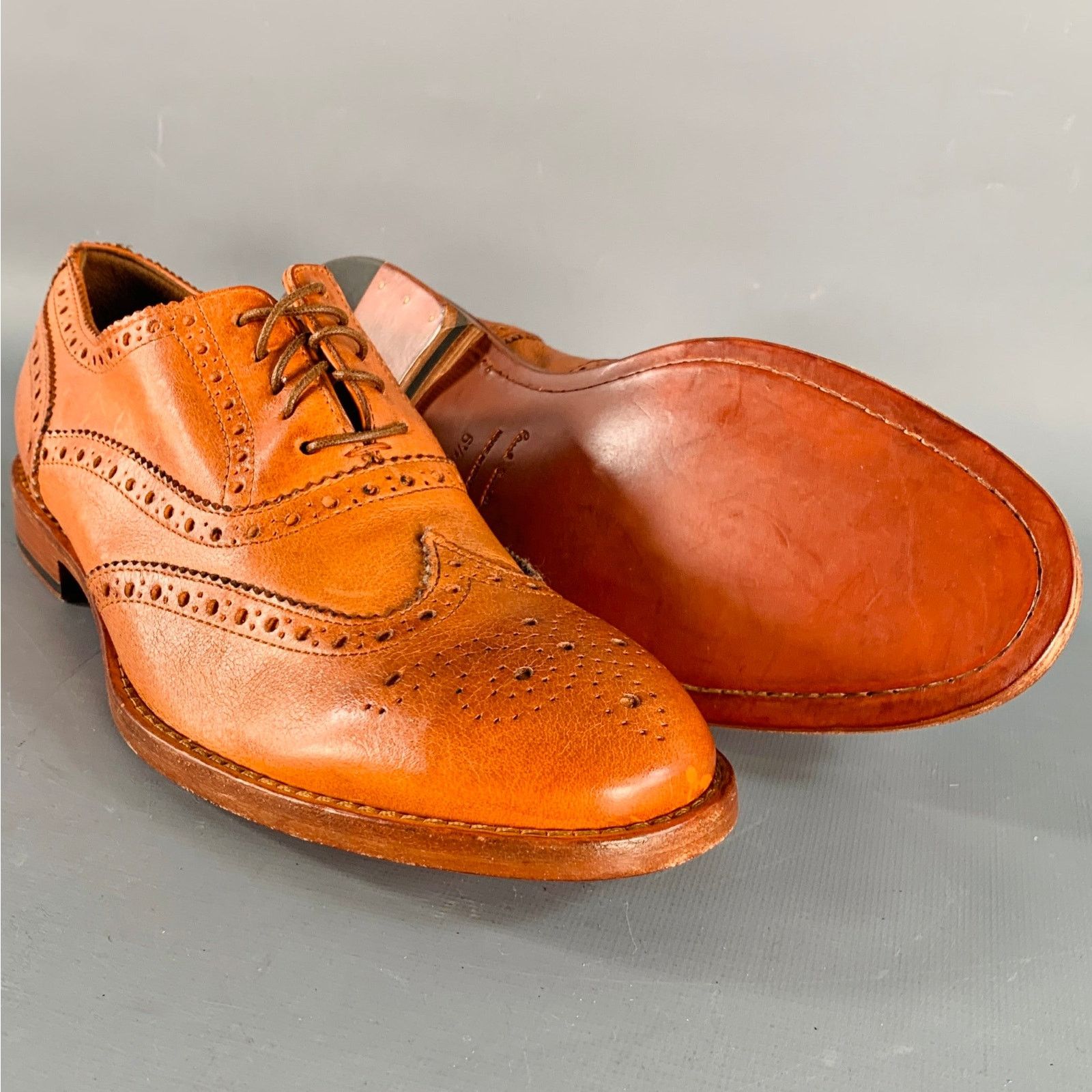 Paul Smith 7.5 Orange Perforated Leather Wingtip Lace-Up Flexible Size US 7.5 / EU 40-41 - 5 Thumbnail