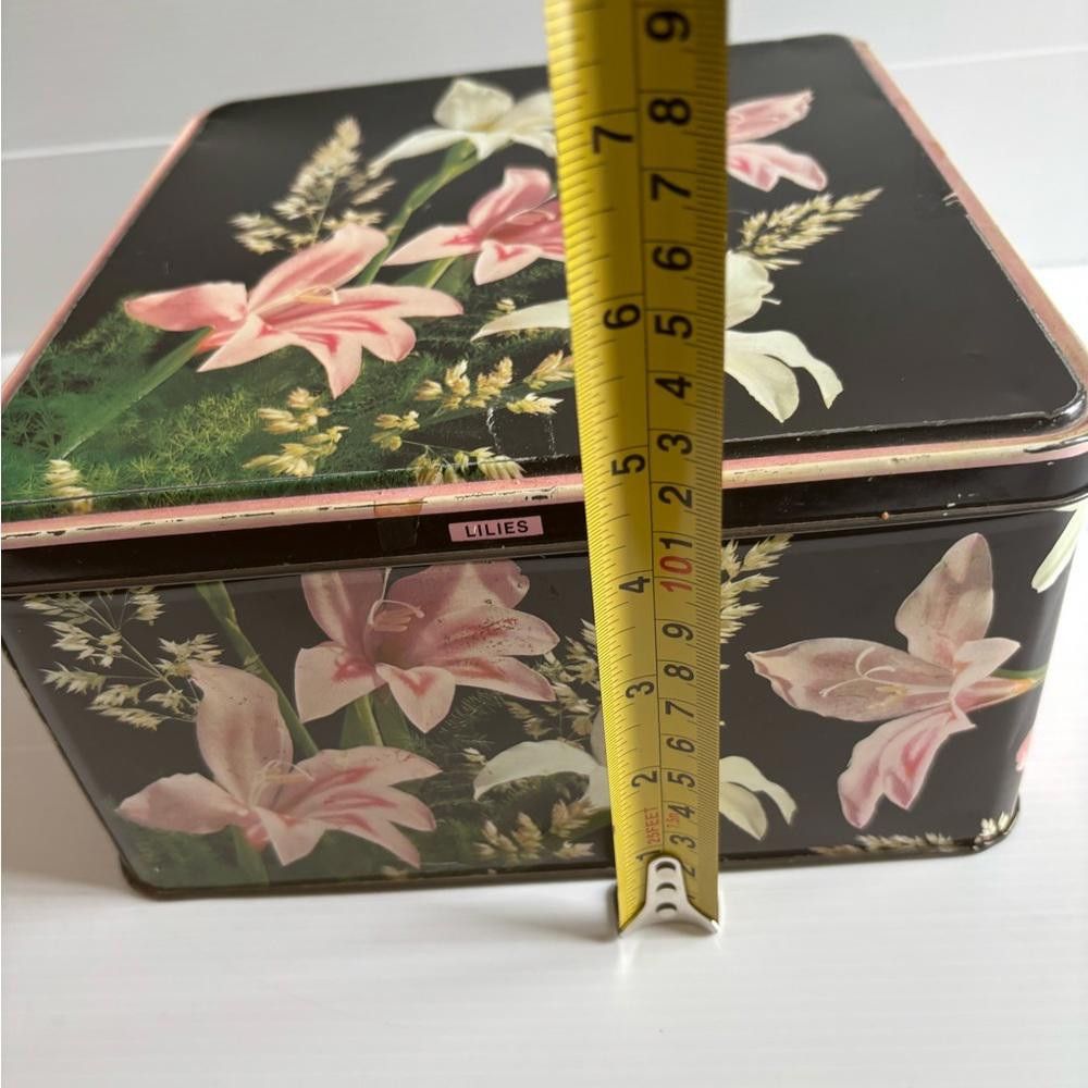 Designer Vintage square bi flower tin pink and black Size ONE SIZE - 7 Thumbnail