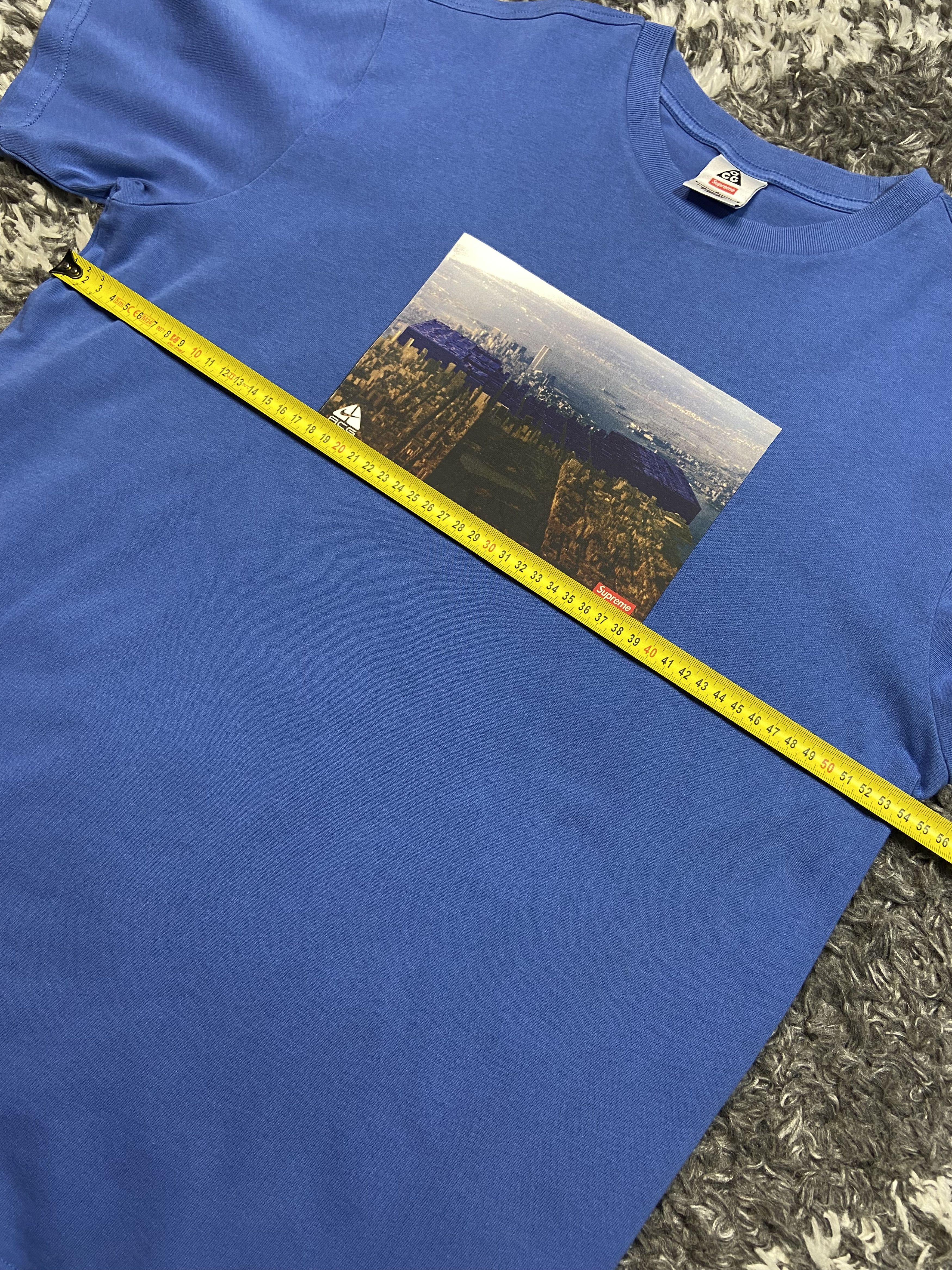 Nike ACG × Supreme Supreme x Nike ACG Grid Tee - Medium Size US L / EU 52-54 / 3 - 8 Thumbnail