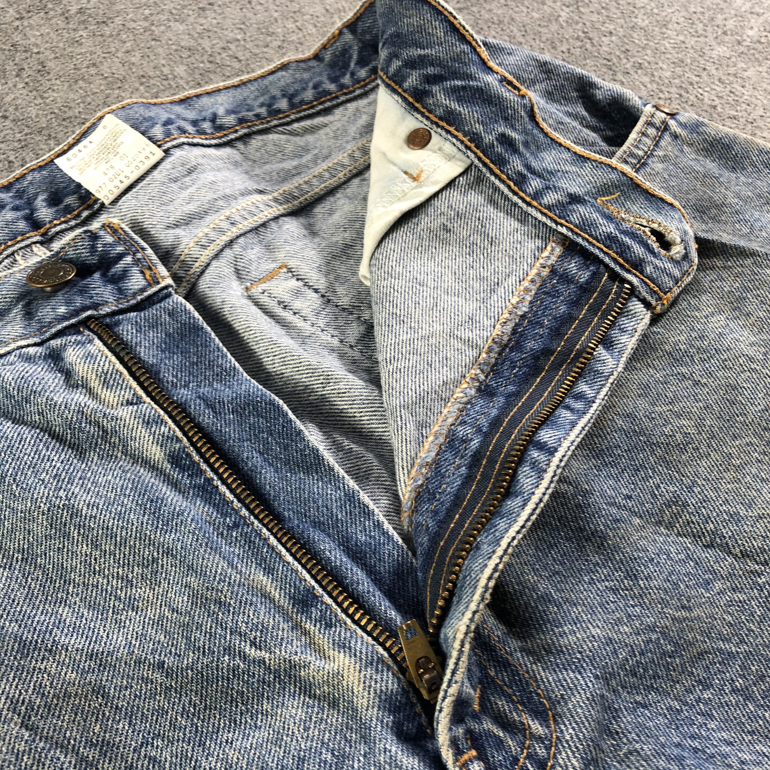 Levi's Vintage 90s Blue Wash Levis 545 Jeans-J3087 Size US 35 - 7 Thumbnail