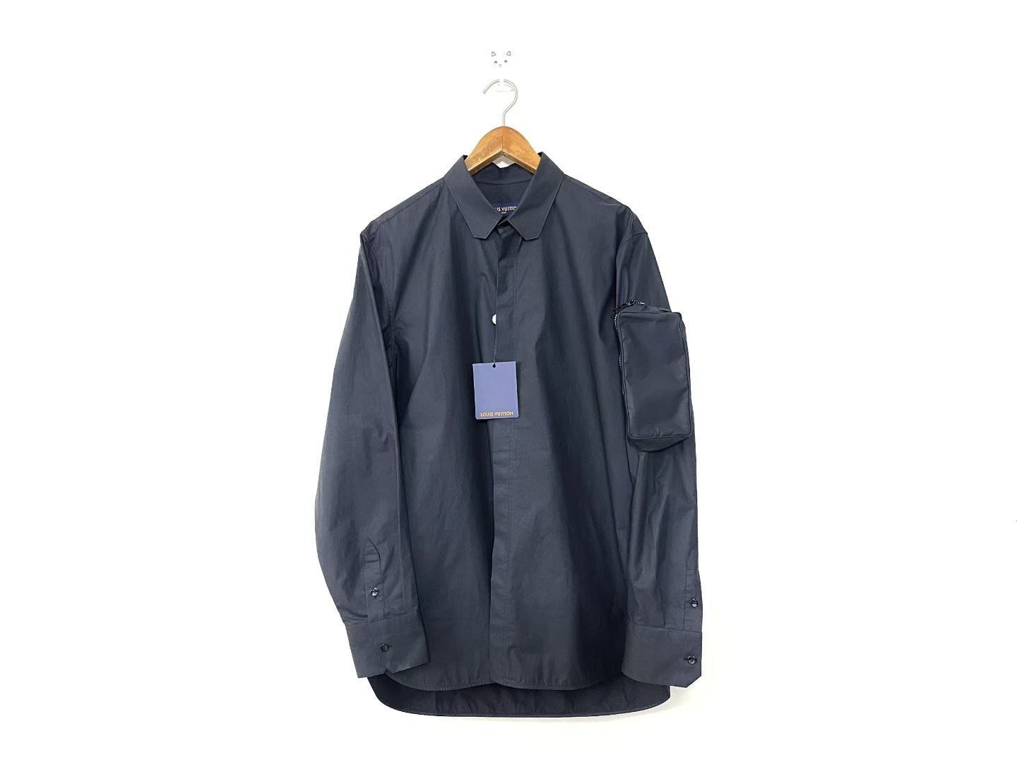 Louis Vuitton Louis Vuitton Techwear Black Shirt xs Men Size US XS / EU 42 / 0 - 1 Thumbnail