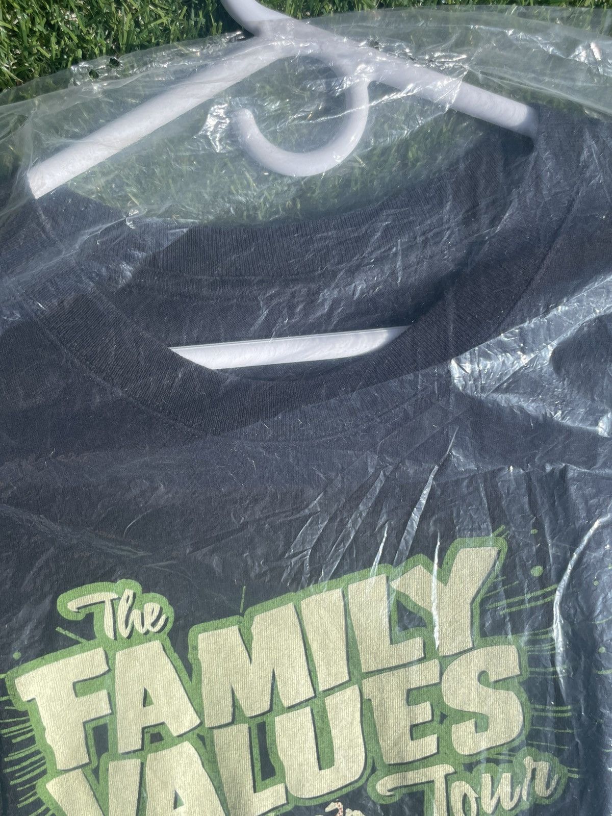 Band Tees Family Values Tour Tee (Band Tee) Size US L / EU 52-54 / 3 - 3 Thumbnail