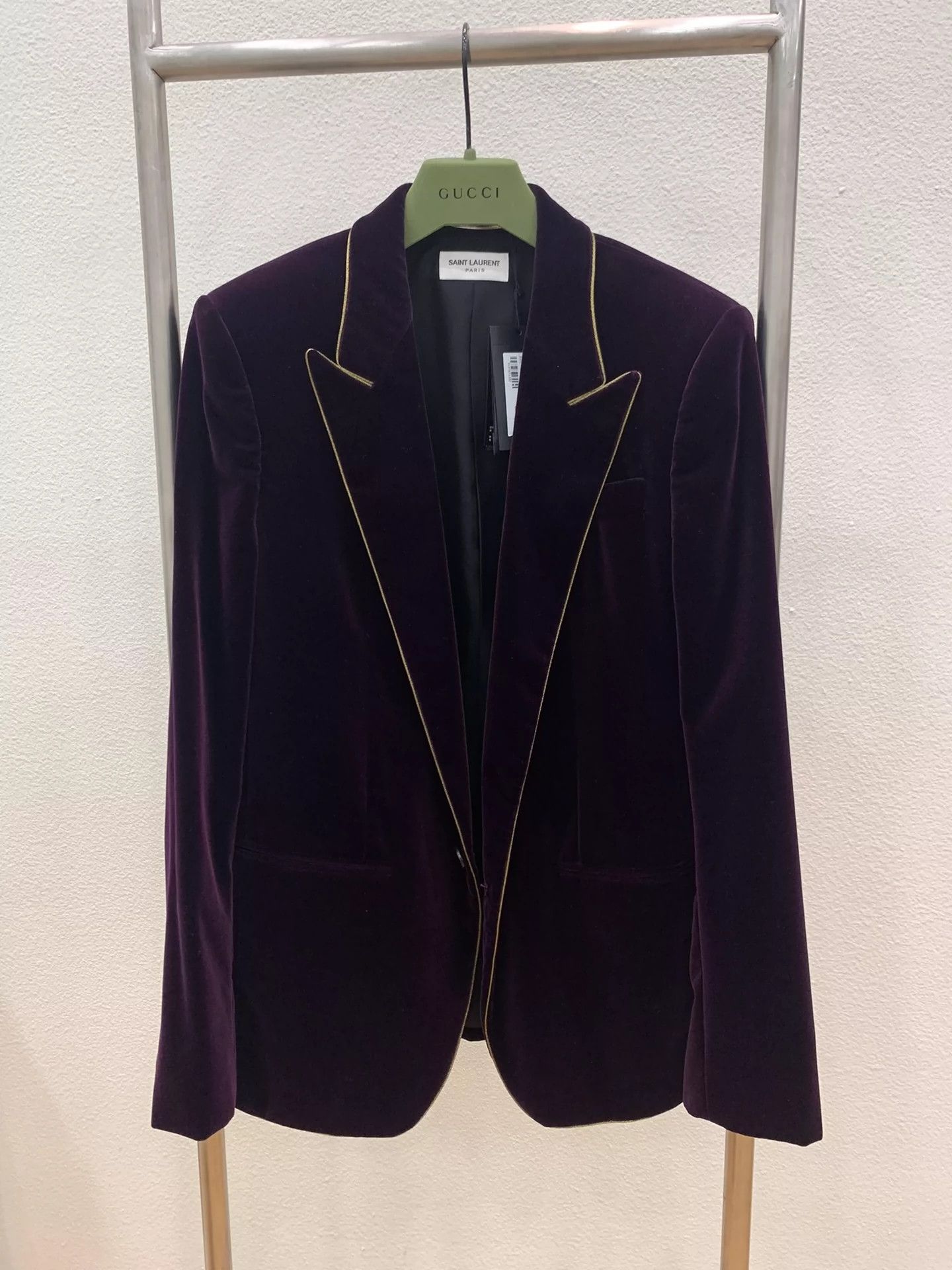 Saint Laurent Paris Saint Laurent Paris Purple velvet jacket Size US M / EU 48-50 / 2 - 1 Thumbnail