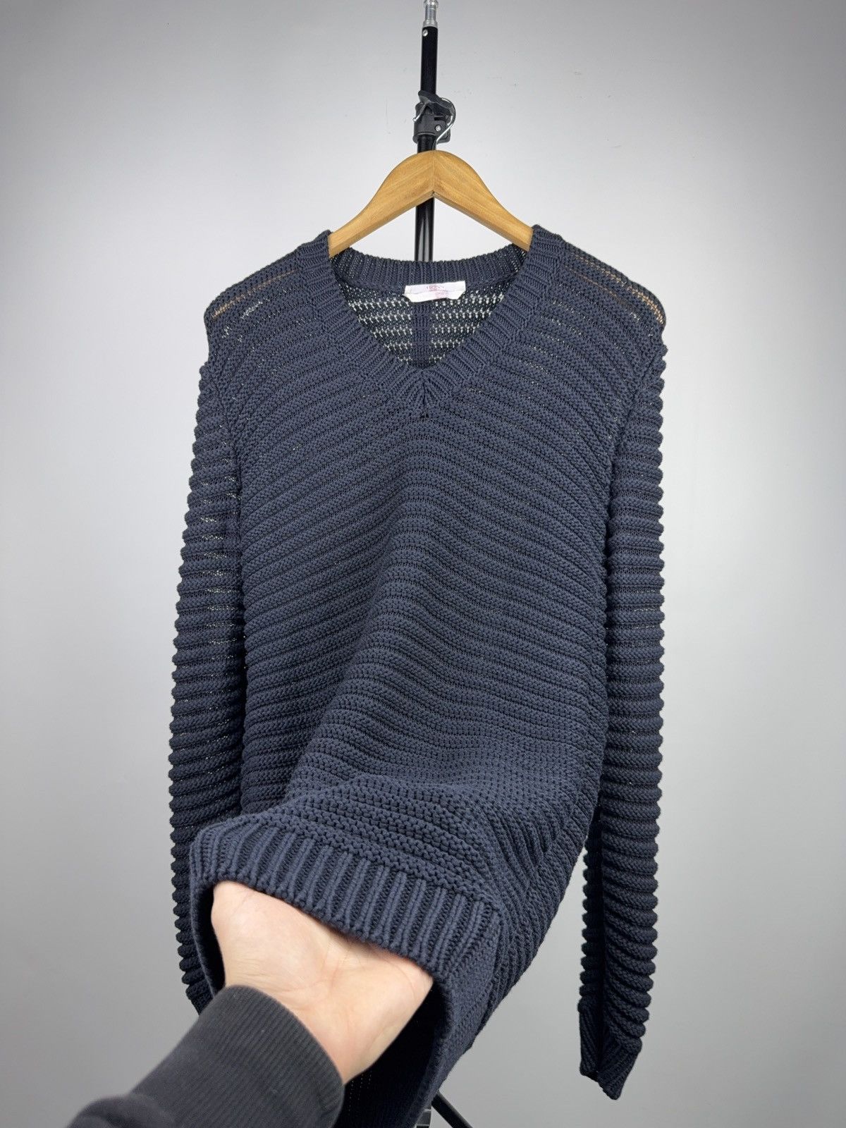 Hugo Boss Luxury Hugo Boss Italy Textured Open Knit Sweater Navy Size US S / EU 44-46 / 1 - 8 Thumbnail