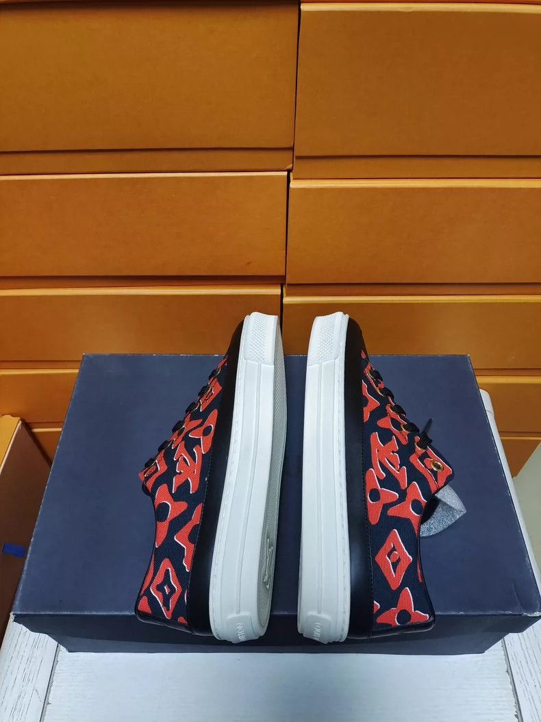 Louis Vuitton Louis Vuitton LV Women's Graffiti Print LowTop Sneakers-25 Size US 5 / IT 35 - 6 Thumbnail