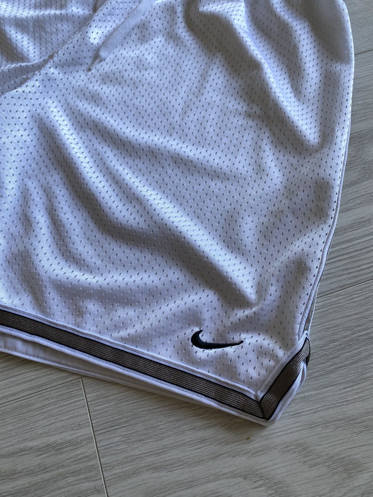 Nike × Vintage Vintage Nike Shorts Size US 32 / EU 48 - 2 Thumbnail