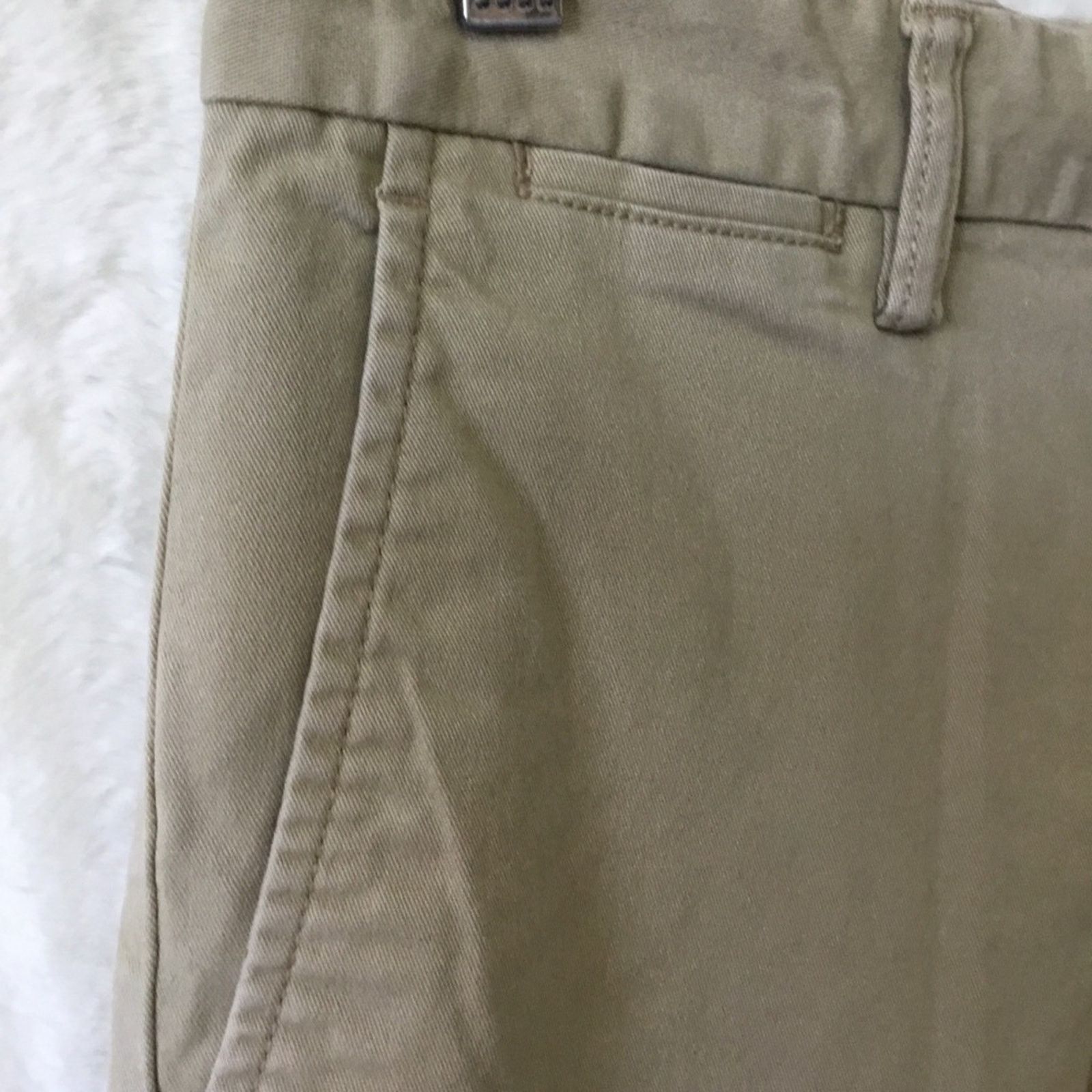 Old Navy Old Navy Beige Ultimate Straight Khaki Pants Size US 28 / EU 44 - 8 Thumbnail