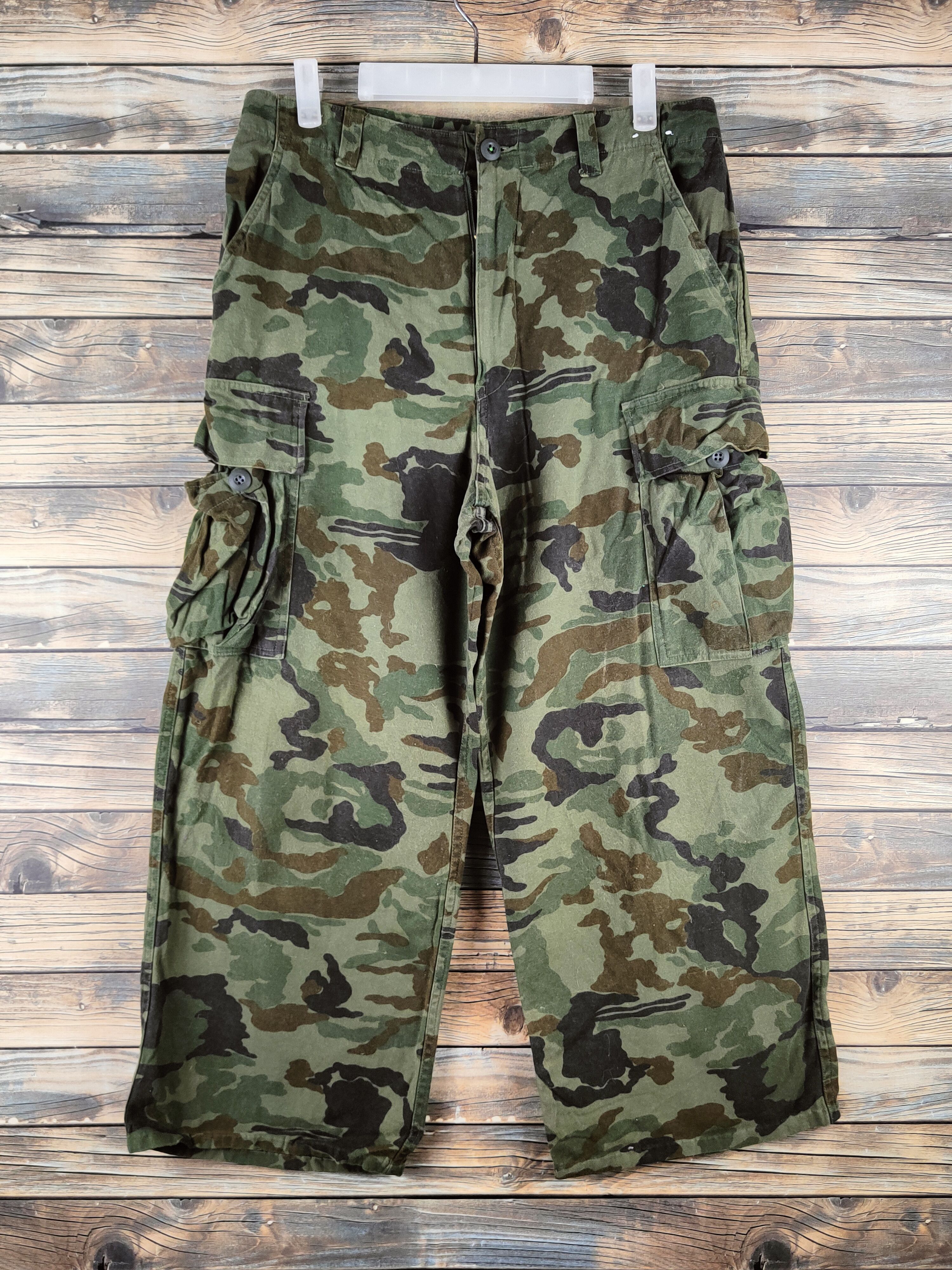 Japanese Brand Evenriver Camouflage Multipocket Cargo Pants #S2885 Size US 32 / EU 48 - 1 Thumbnail