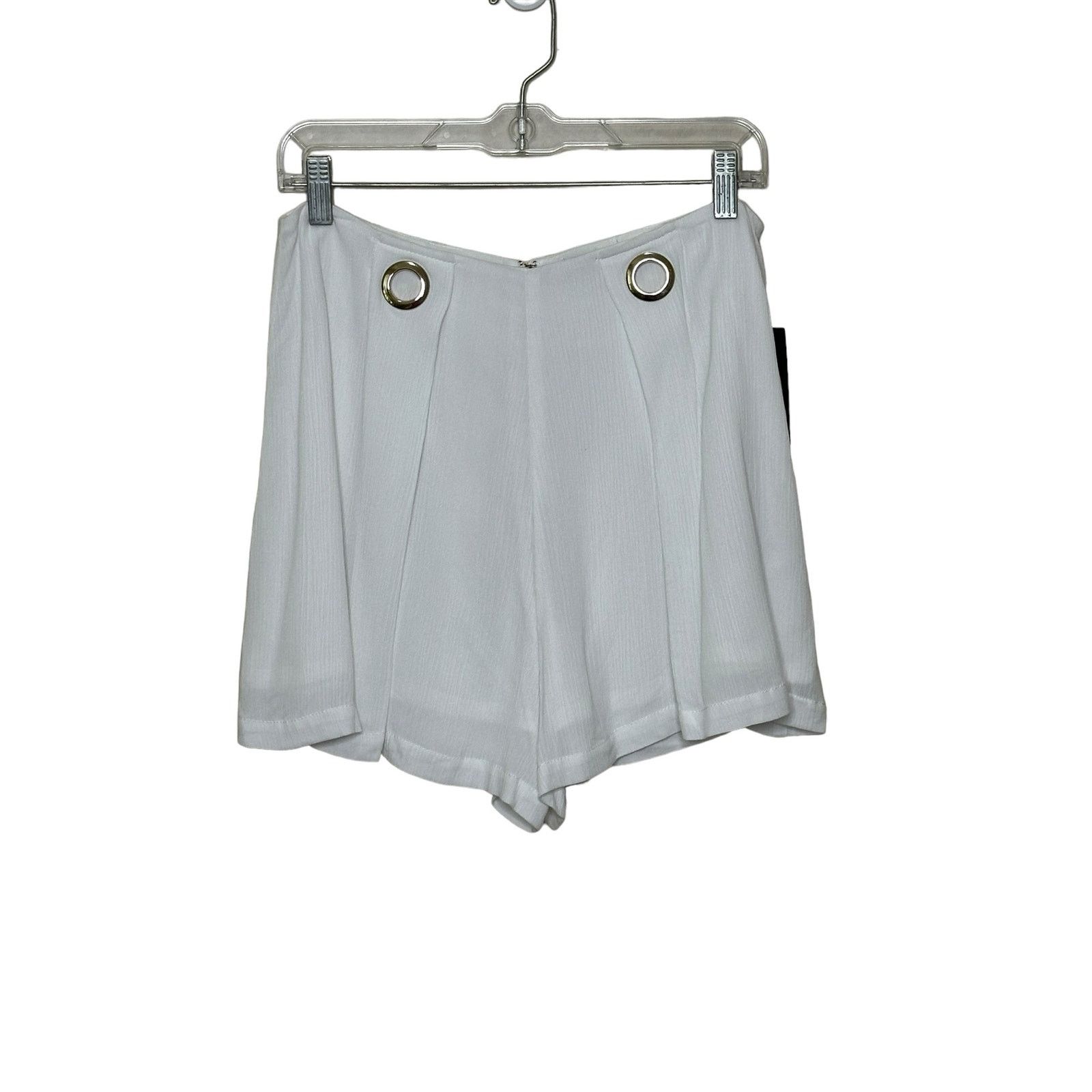 Guess Guess white rayon shorts size Medium Size 30" / US 8 / IT 44 - 8 Thumbnail