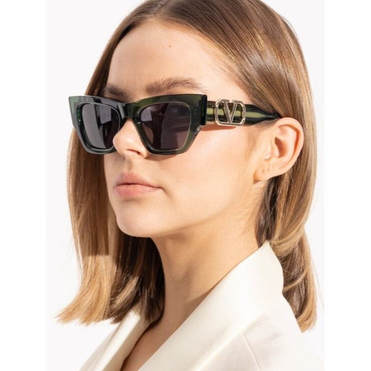 Valentino NEW VALENTINO SUNGLASSES VLS-166D GREEN WOMEN CAT EYE EYEWEA Size ONE SIZE - 1 Thumbnail