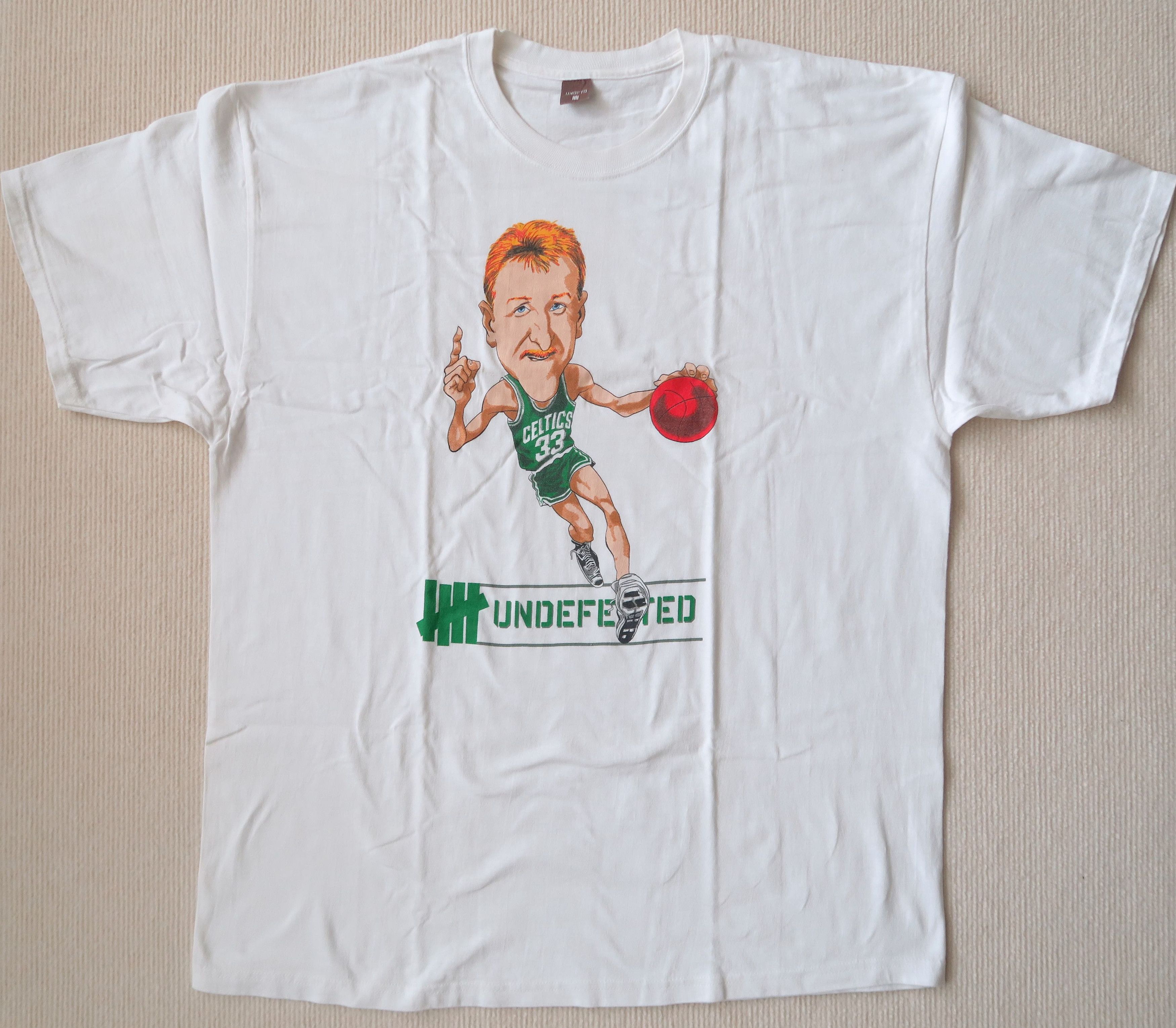 Undefeated Vintage Undefeated Larry Bird Print T-Shirt Size US XL / EU 56 / 4 - 1 Thumbnail