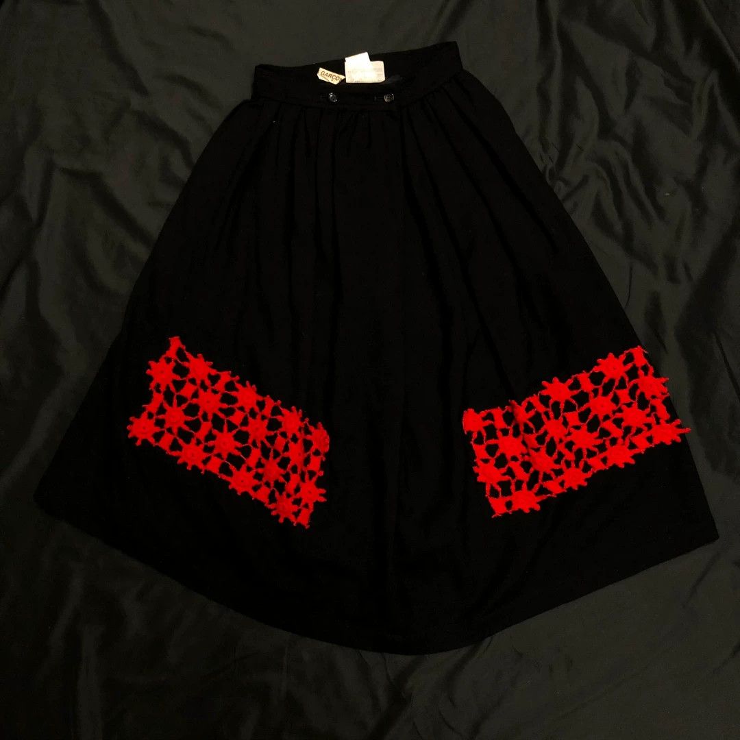 comme des garcons red and black wool skirt