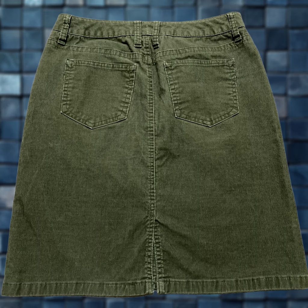 Vintage VINTAGE L.L. Bean Womens 4P Skirt Green Corduroy Straight Pencil Pockets Petites Size 27" / US 4 / IT 40 - 1 Thumbnail