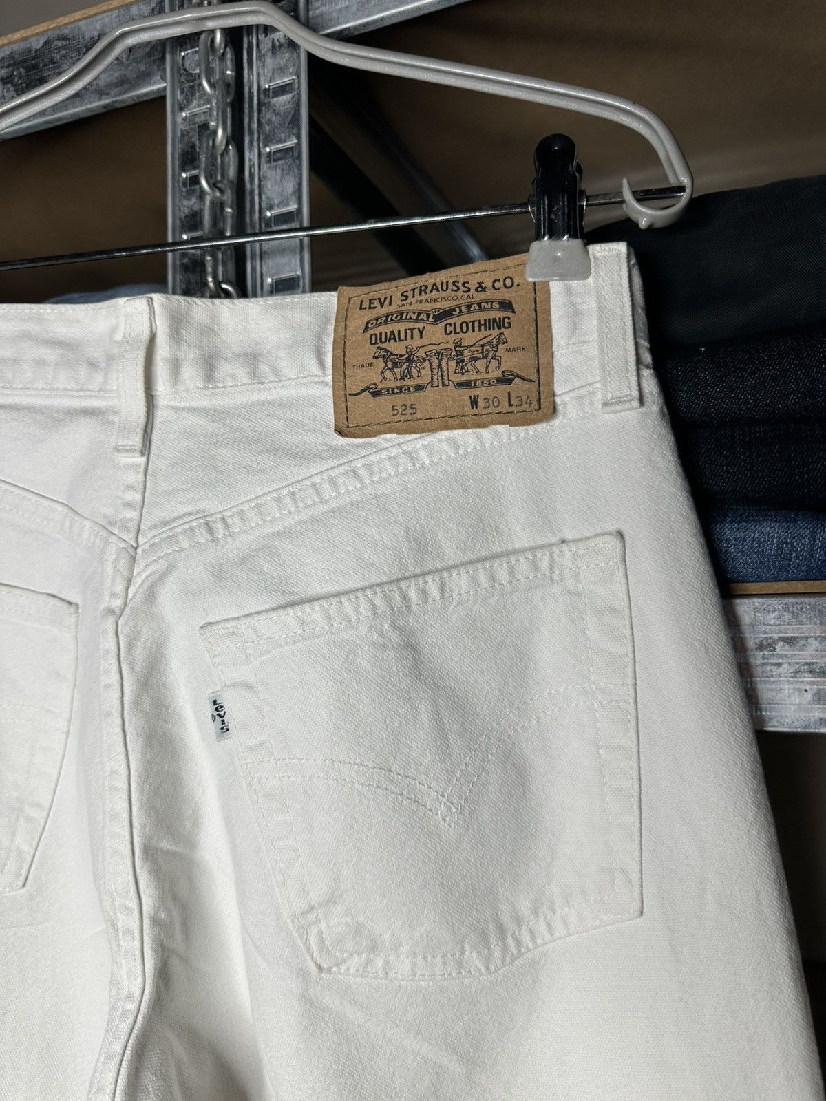 Levi's Vintage Levi's 525 Jeans W30 L34 Flared Bootcut High Waist Size 30" / US 8 / IT 44 - 5 Thumbnail