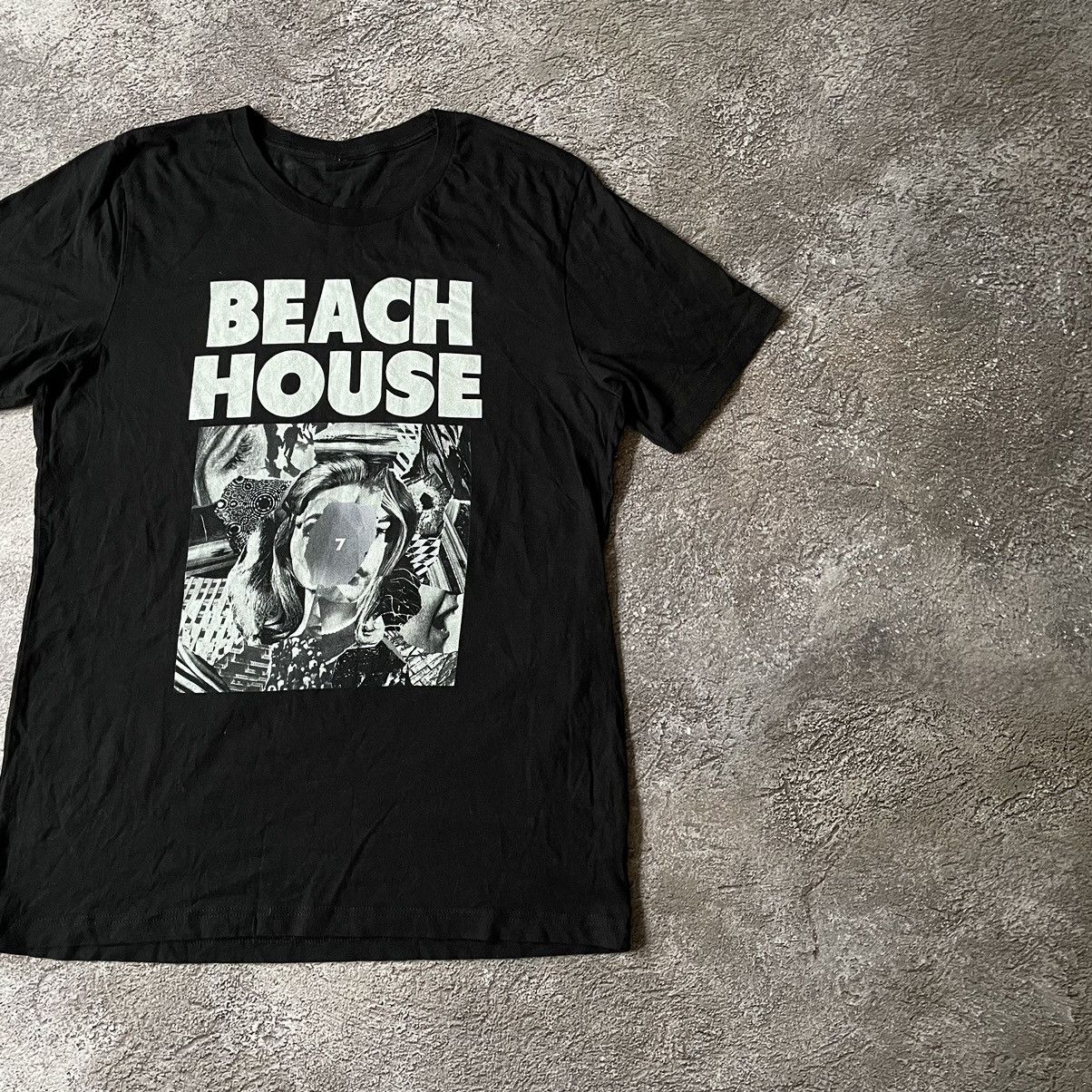 Vintage Vintage Y2K Beach House Abstract Graphic Tee Black Archive M Size US M / EU 48-50 / 2 - 3 Thumbnail