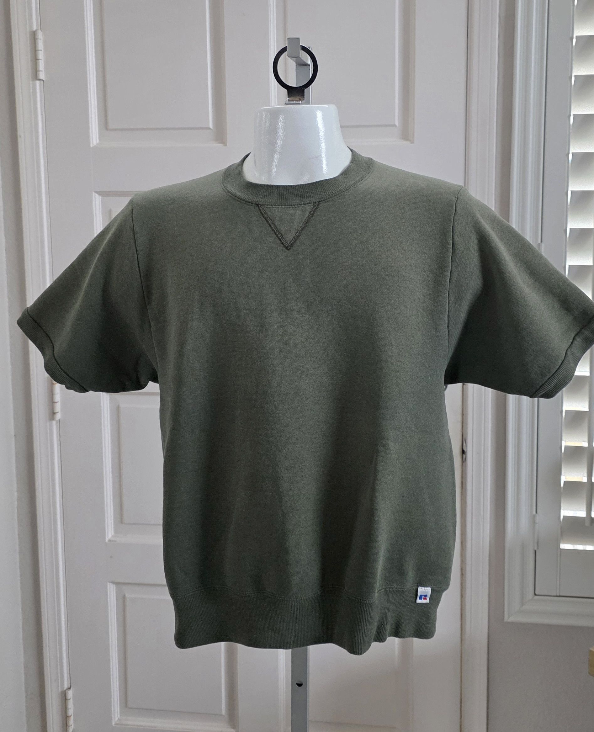 Russell Athletic Russell Athletic Vintage 90s USA Made short sleeve crewneck Size US M / EU 48-50 / 2 - 1 Thumbnail