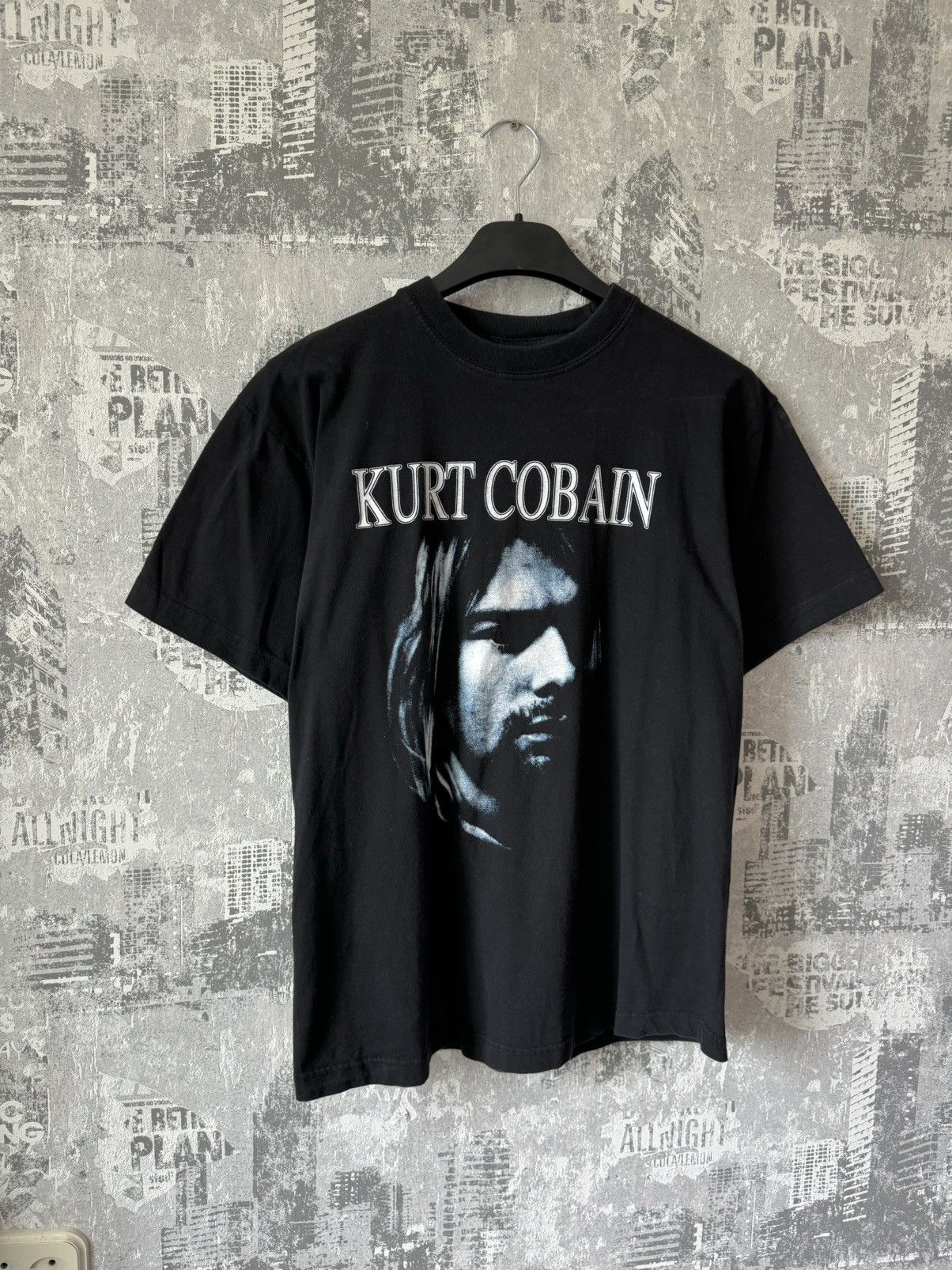 Band Tees Vintage Nirvana Kurt Cobain T-Shirt 1994 Size US M / EU 48-50 / 2 - 4 Thumbnail