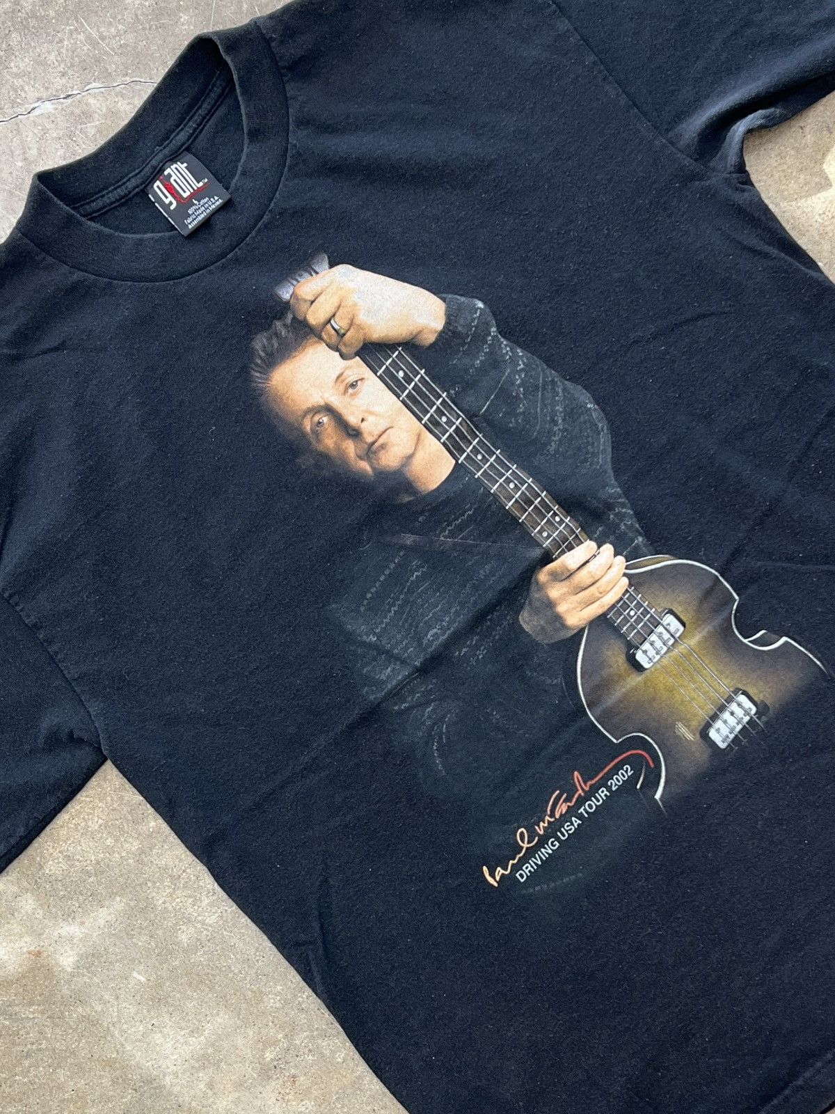 Band Tees × Vintage Vintage Giant 2002 Paul McCartney Driving USA Tour Tee Large Size US L / EU 52-54 / 3 - 1 Thumbnail