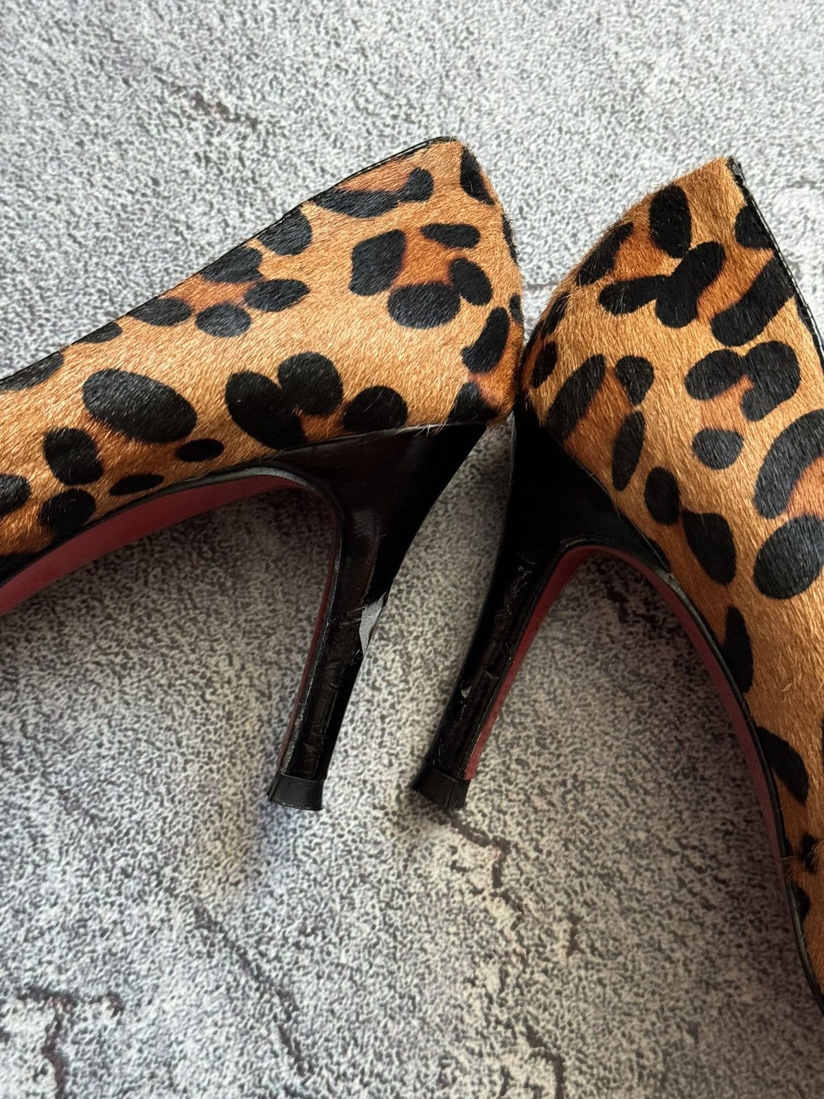 Christian Louboutin Christian Louboutin 37 leopard 🐆 heels 👠 shoes high Size US 7 / IT 37 - 17 Thumbnail