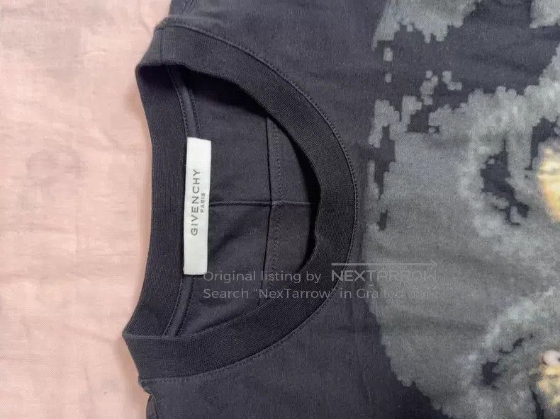 Givenchy Givenchy short sleeves Size US S / EU 44-46 / 1 - 4 Thumbnail