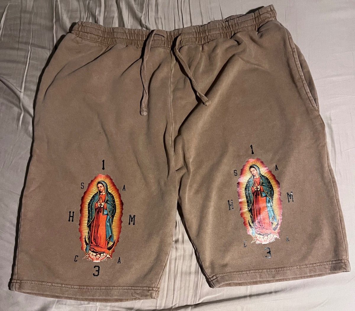 Other Hastamuerte HMVM Virgin Mary Guadalupe vintage wash short Size US 38 / EU 54 - 3 Thumbnail