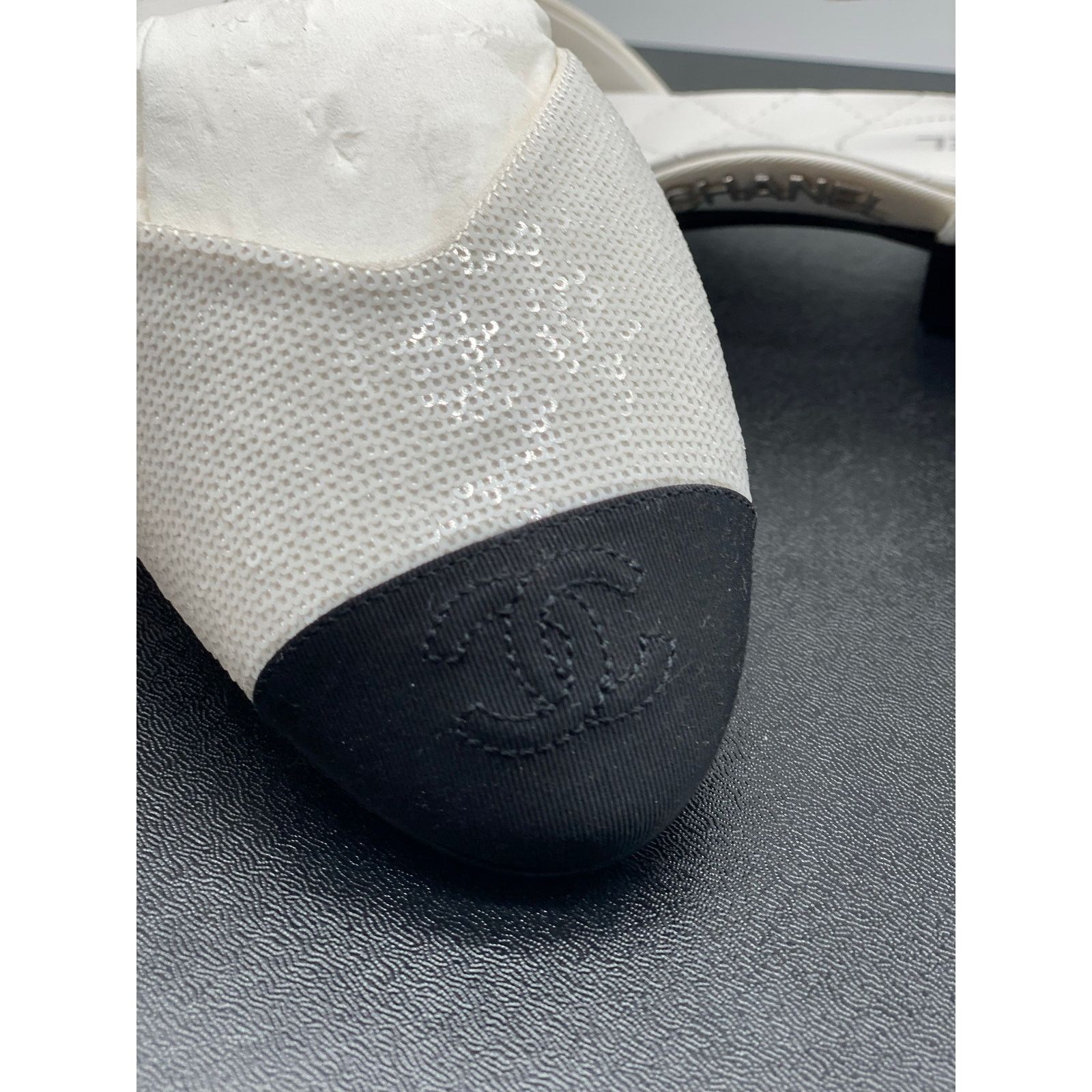 Chanel Chanel Sequin Grosgrain Ankle Strap Ballerinas sz. 36.5 EU Size US 6.5 / IT 36.5 - 9 Thumbnail