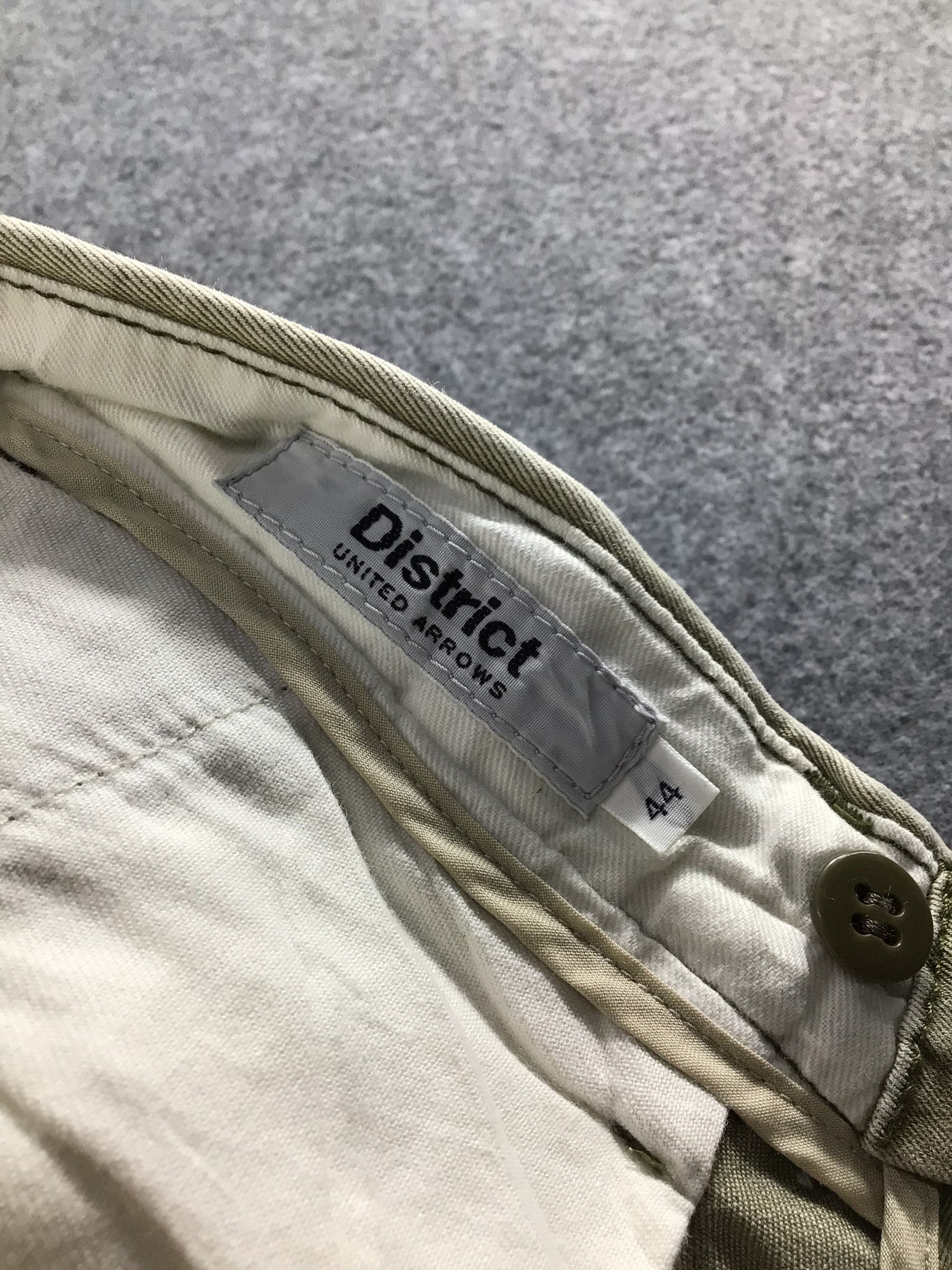 United Arrows District United Arrow Multi Pocket Cargo Pant-J144 Size US 32 / EU 48 - 7 Thumbnail