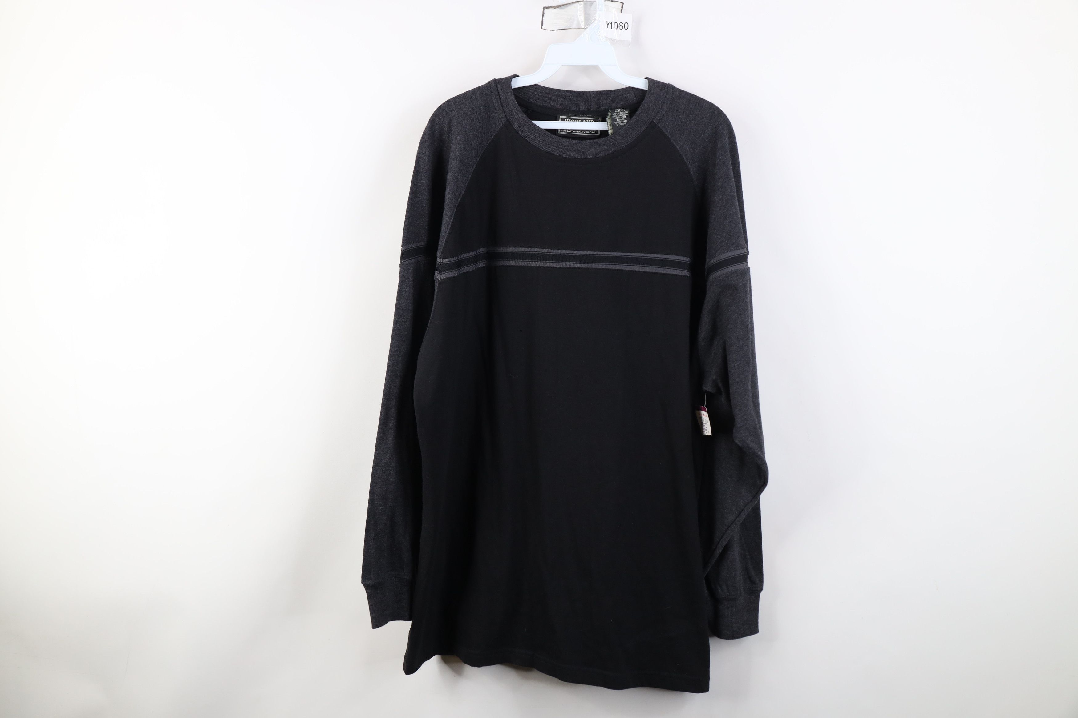 Vintage Deadstock Vintage 90s Y2K Streetwear Long Sleeve T-Shirt Size US L / EU 52-54 / 3 - 1 Thumbnail