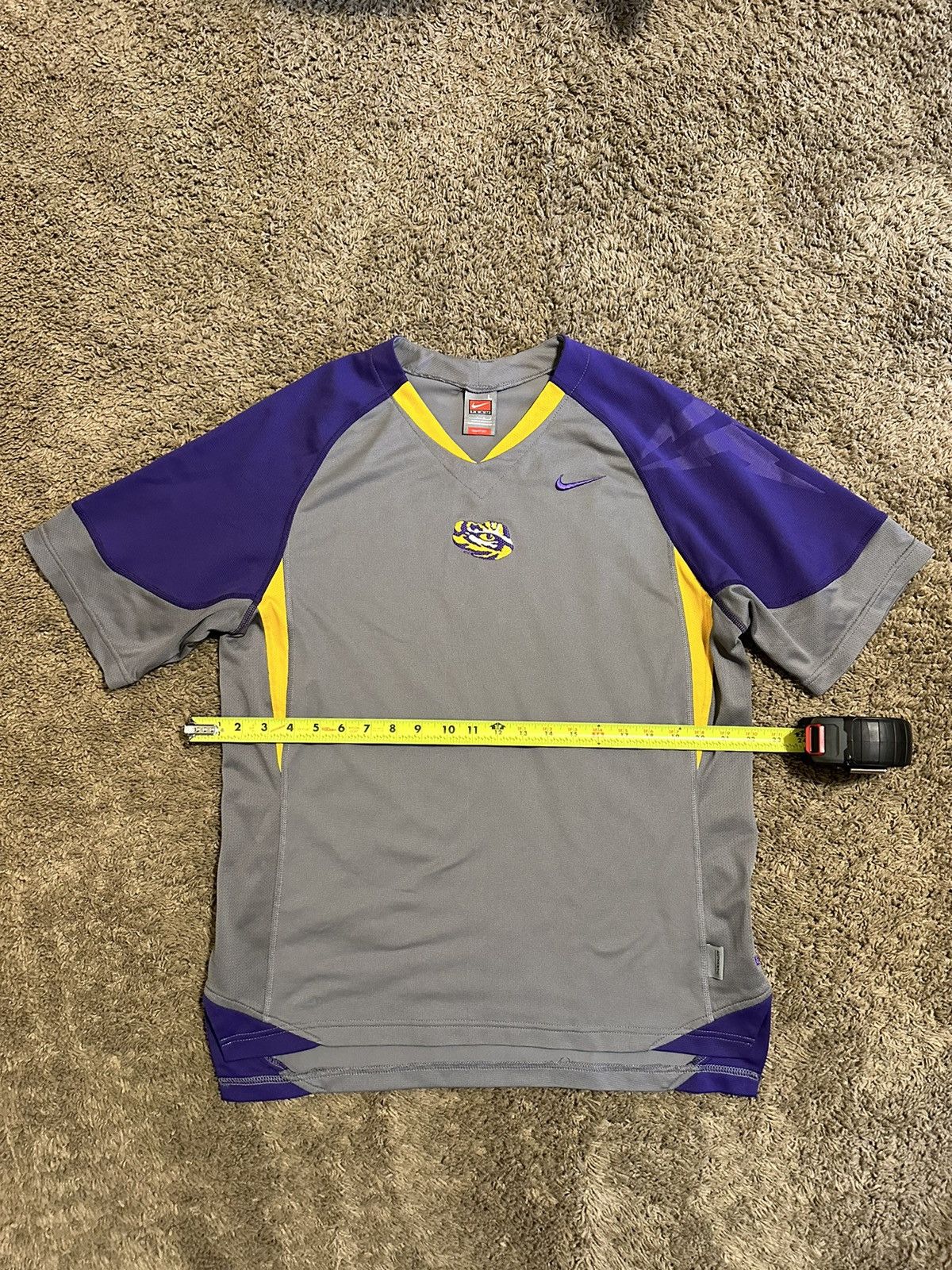 NCAA × Nike × Vintage Vintage NCAA Nike LSU Tigers shirt 90s size large Size US L / EU 52-54 / 3 - 4 Thumbnail