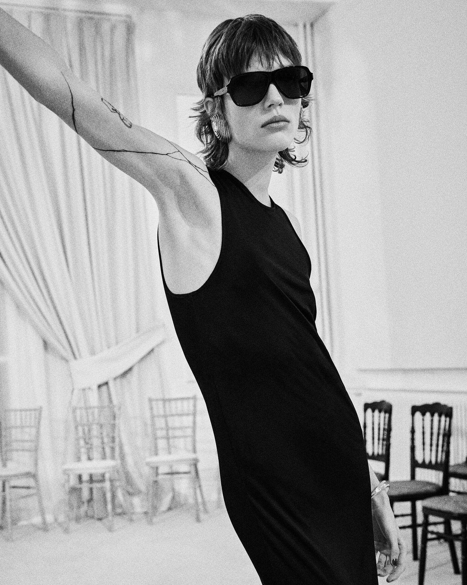 Saint Laurent Paris Saint Laurent SL 906 Carolyn Sunglasses - Black Acetate Size ONE SIZE - 12 Thumbnail