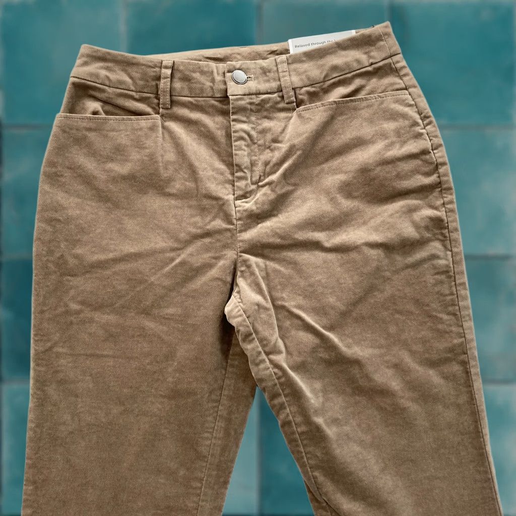 Vintage Christopher & Banks Women's 4 Slim Fit Straight Leg Pants Brown Stretch Fabric Cotton Blend Spandex Casual Chino 28 in Inseam 30 in Size 4 Womens Size 28" / US 6 / IT 42 - 1 Thumbnail