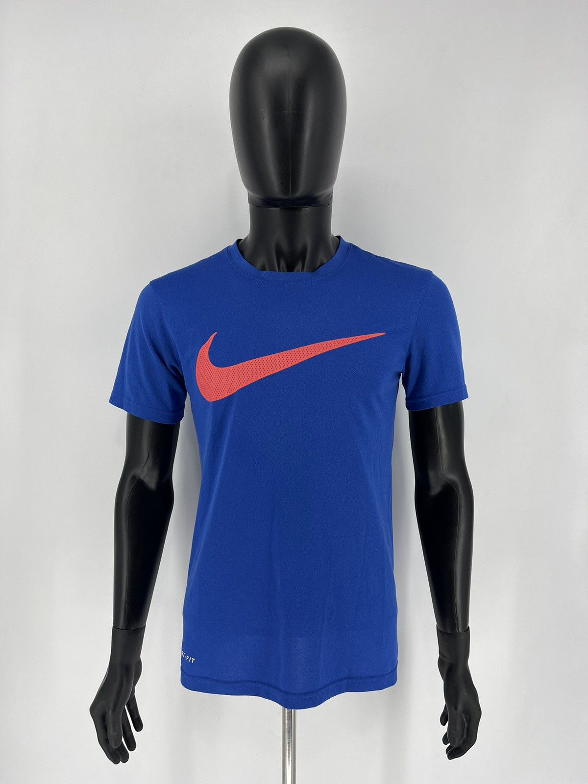 Nike Vintage 90s Nike Swoosh Logo Tee Travis Scott Style Grailed Size US S / EU 44-46 / 1 - 2 Thumbnail