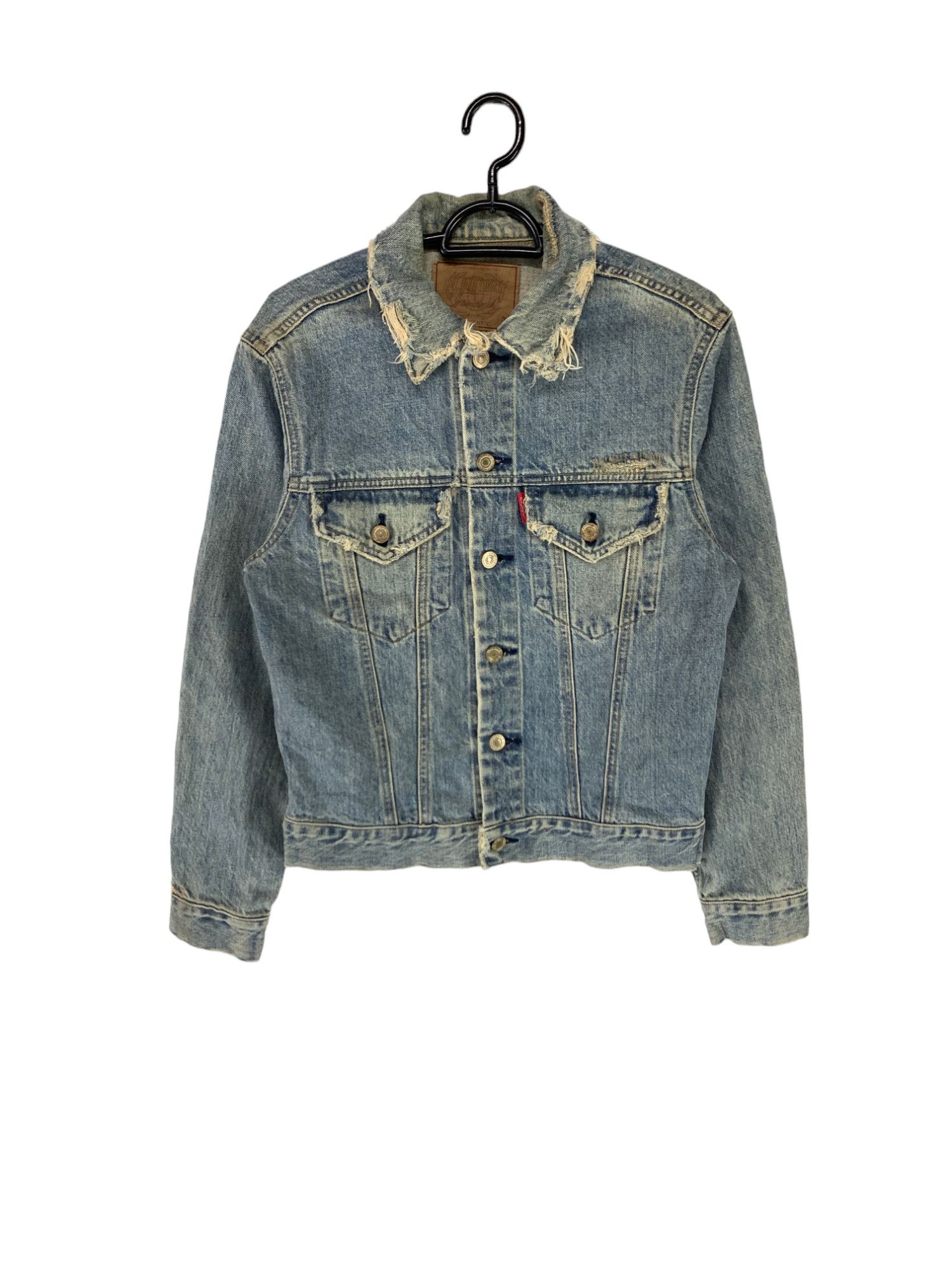 2000s Blue way distressed denim trucker jacket