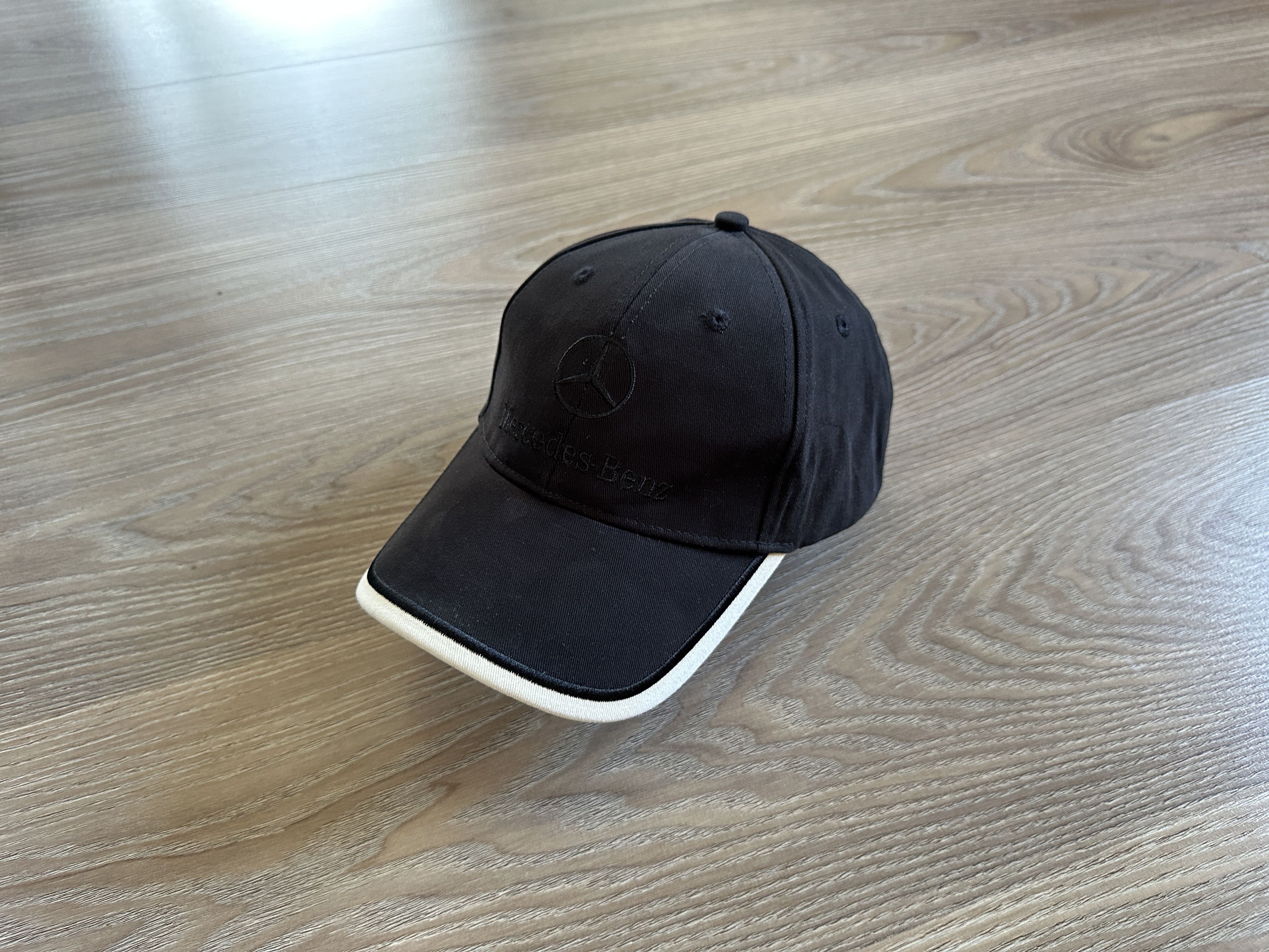 Mercedes-Benz Mercedes Benz Vintage Cotton Black Logo Baseball Cap Size ONE SIZE - 1 Thumbnail