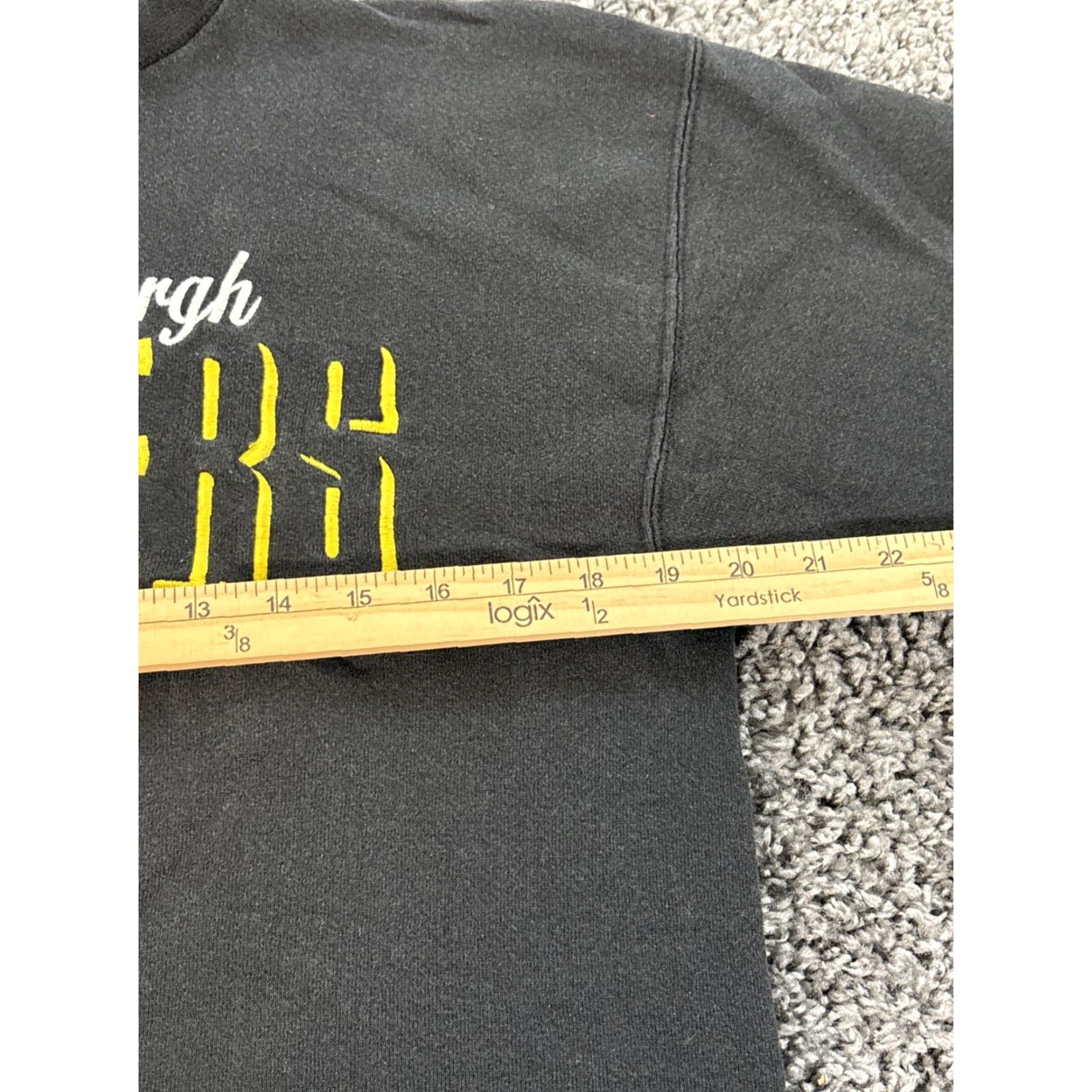 Logo 7 VINTAGE Pittsburgh Steelers Sweatshirt Men M Black 90s Logo Athletic Pullover Fleece Graphic Spellout Size US M / EU 48-50 / 2 - 3 Thumbnail