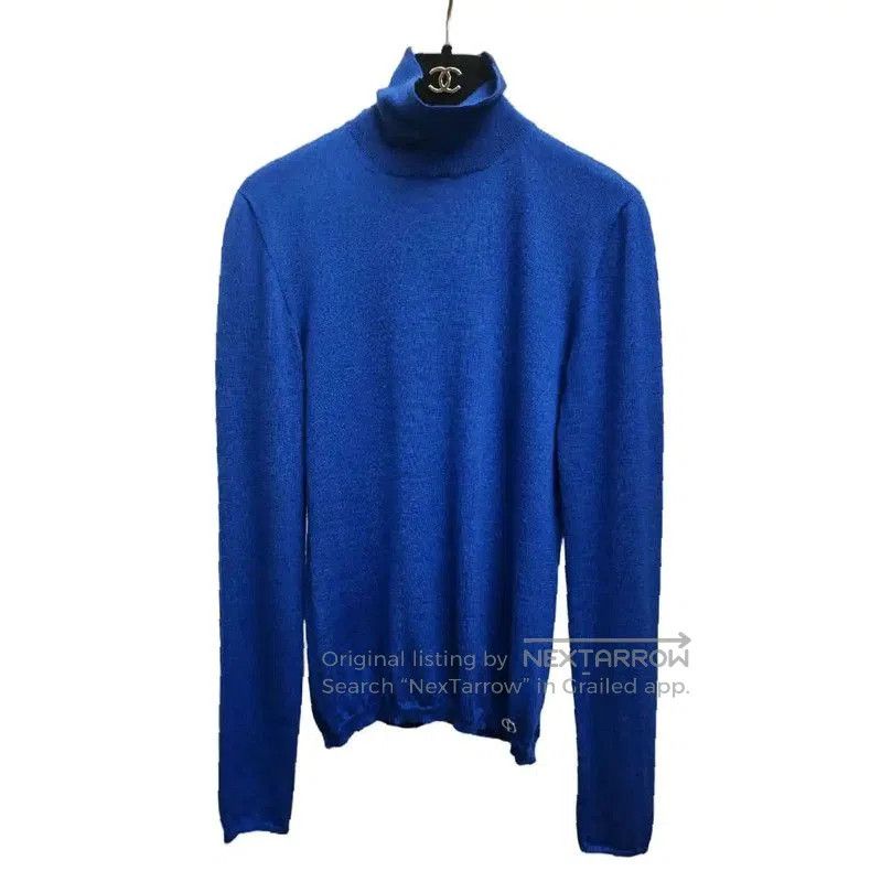 Dior Women’s Blue Cashmere Blend Long Sleeve Sweater .
