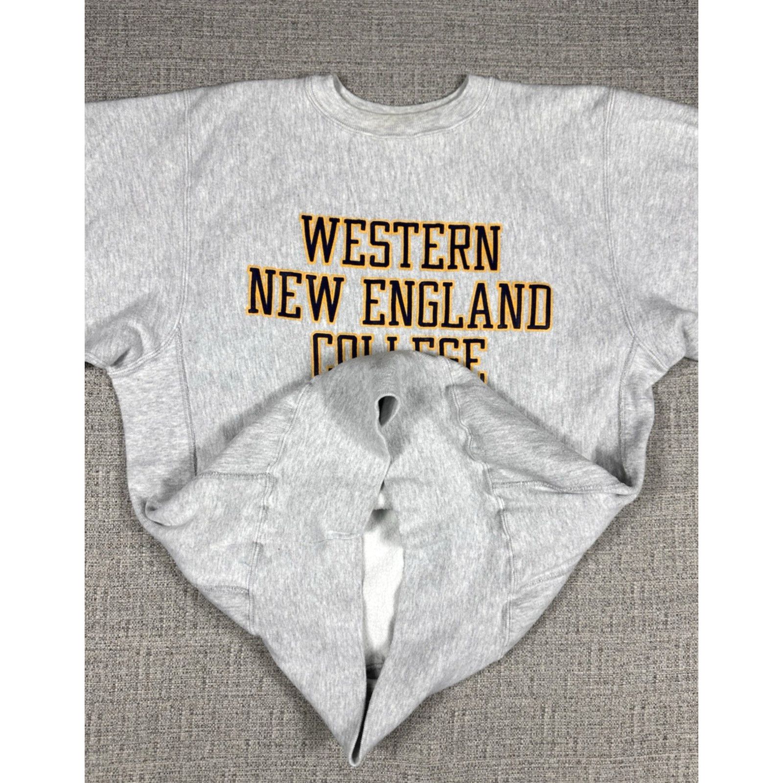 Champion Western New England Champion Reverse Weave Sweatshirt Sz L Size US L / EU 52-54 / 3 - 5 Thumbnail