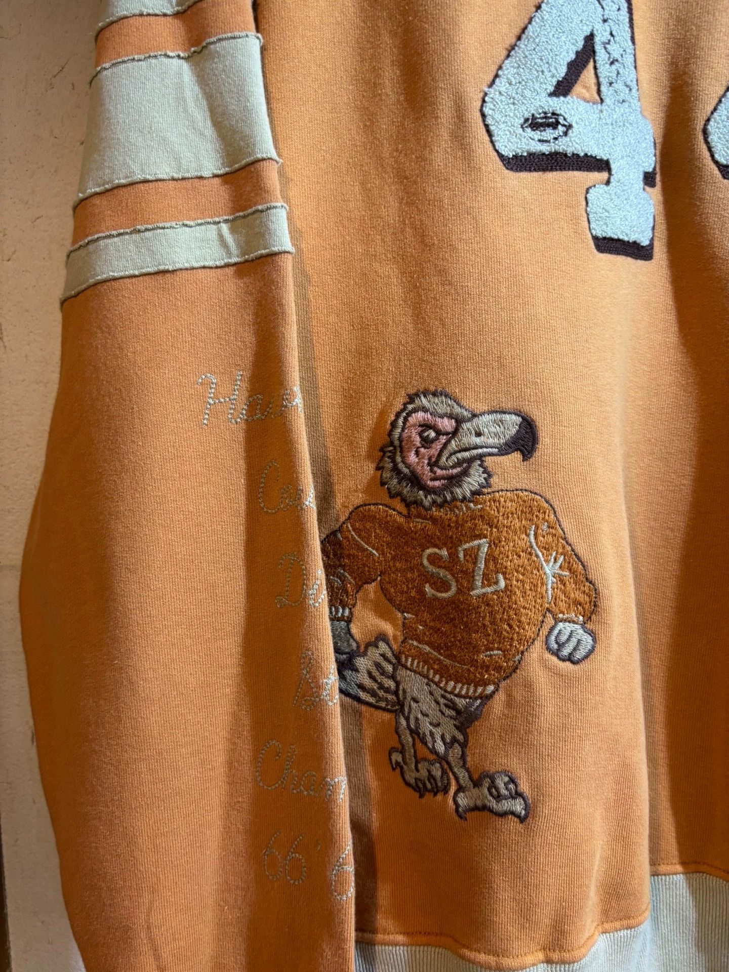 Samuel Zelig samuel zelig embroidered distressed sweatshirt L Size US L / EU 52-54 / 3 - 7 Thumbnail