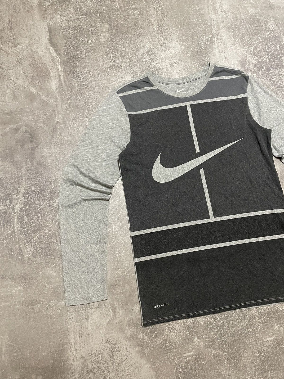 Nike × Vintage Vintage Nike Court Big Logo Long Sleeve T-Shirt Size US S / EU 44-46 / 1 - 2 Thumbnail