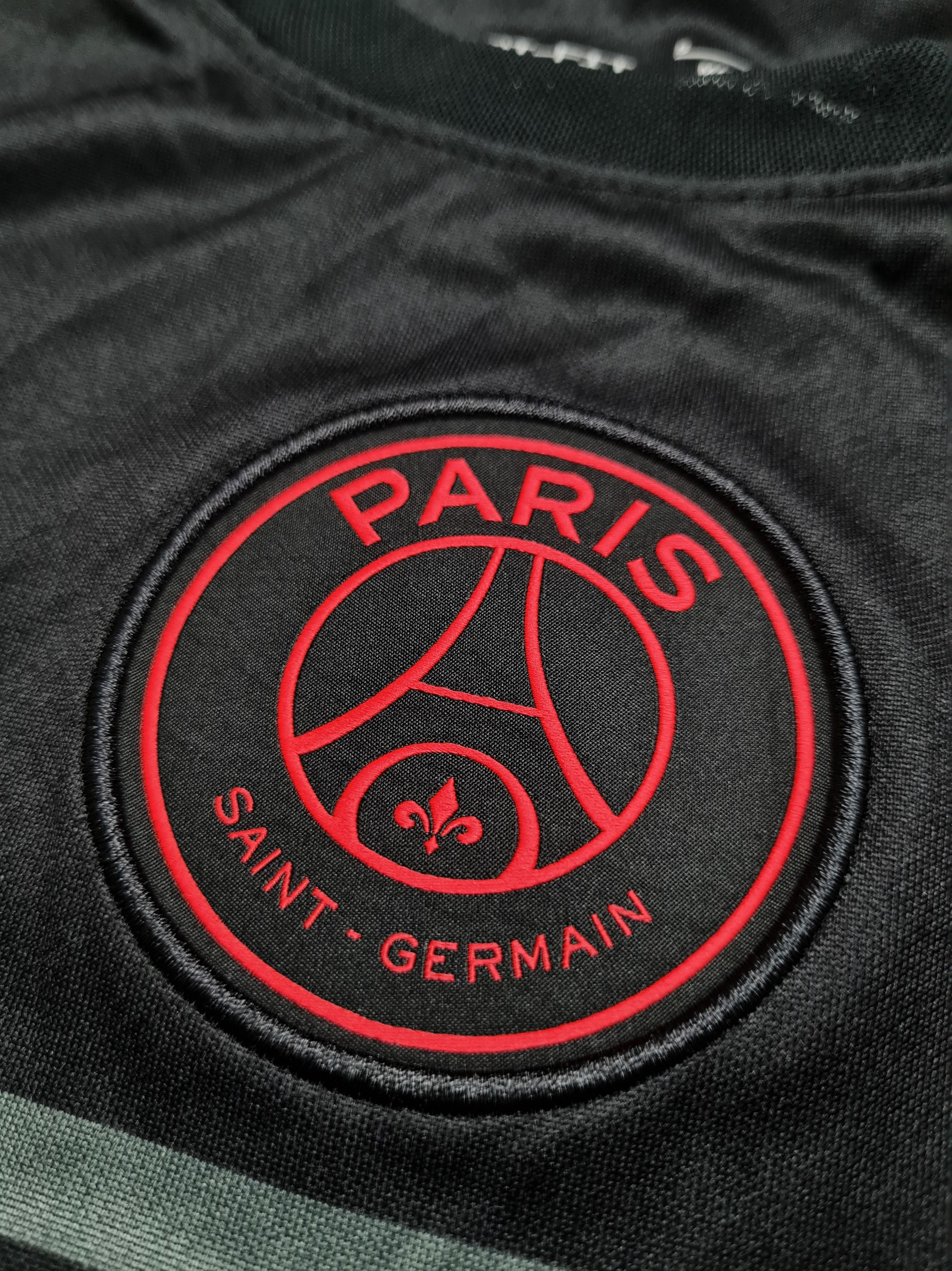 Nike JERSEY PARIS SAINT GERMAIN 2021/2022 NIKE Third Soccer Size US S / EU 44-46 / 1 - 8 Thumbnail